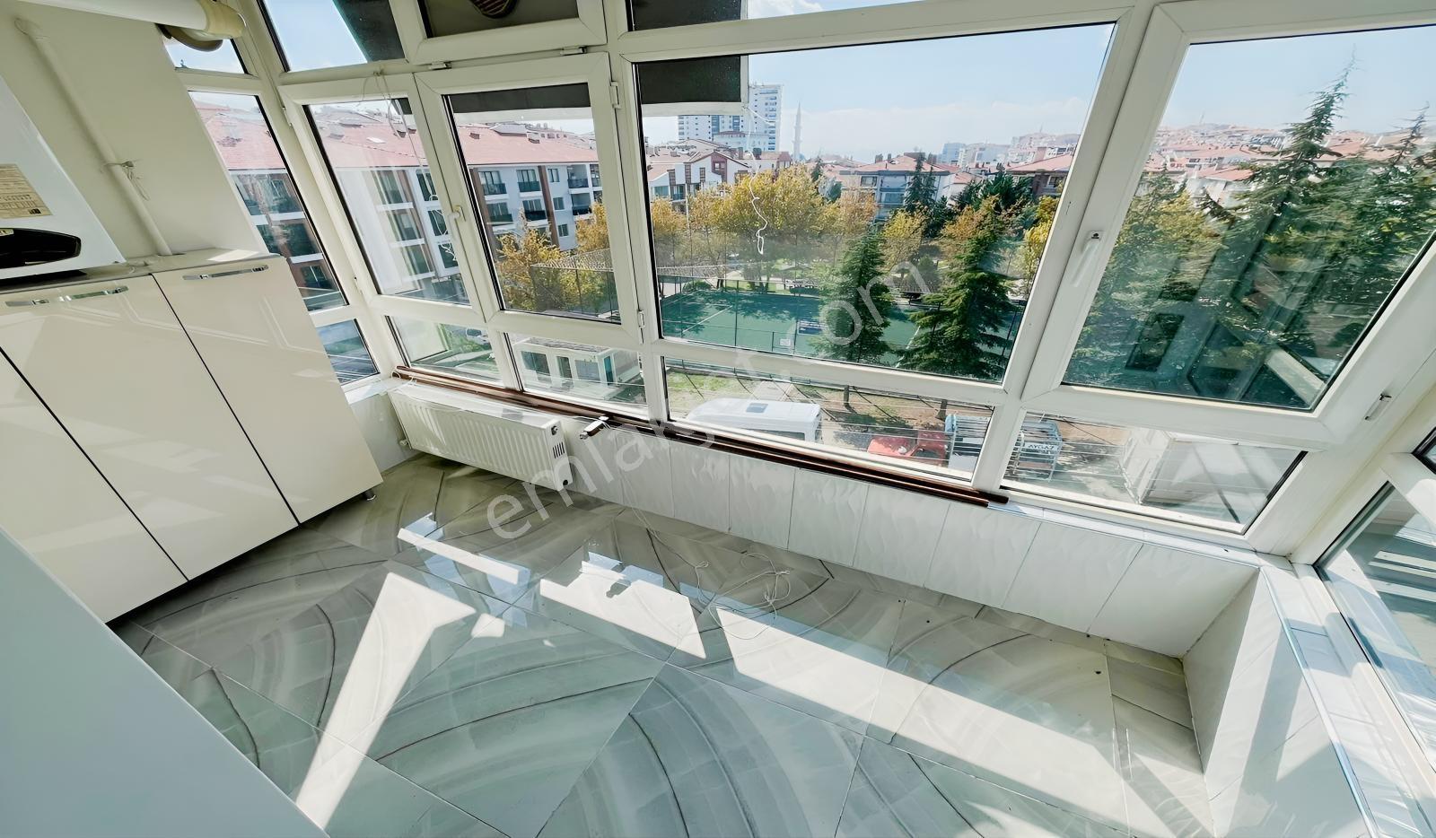 Atapark Göbek Yakını 4+1 Teraslı Dublex Masrafsız Kök Tapu — fotoğraf 9