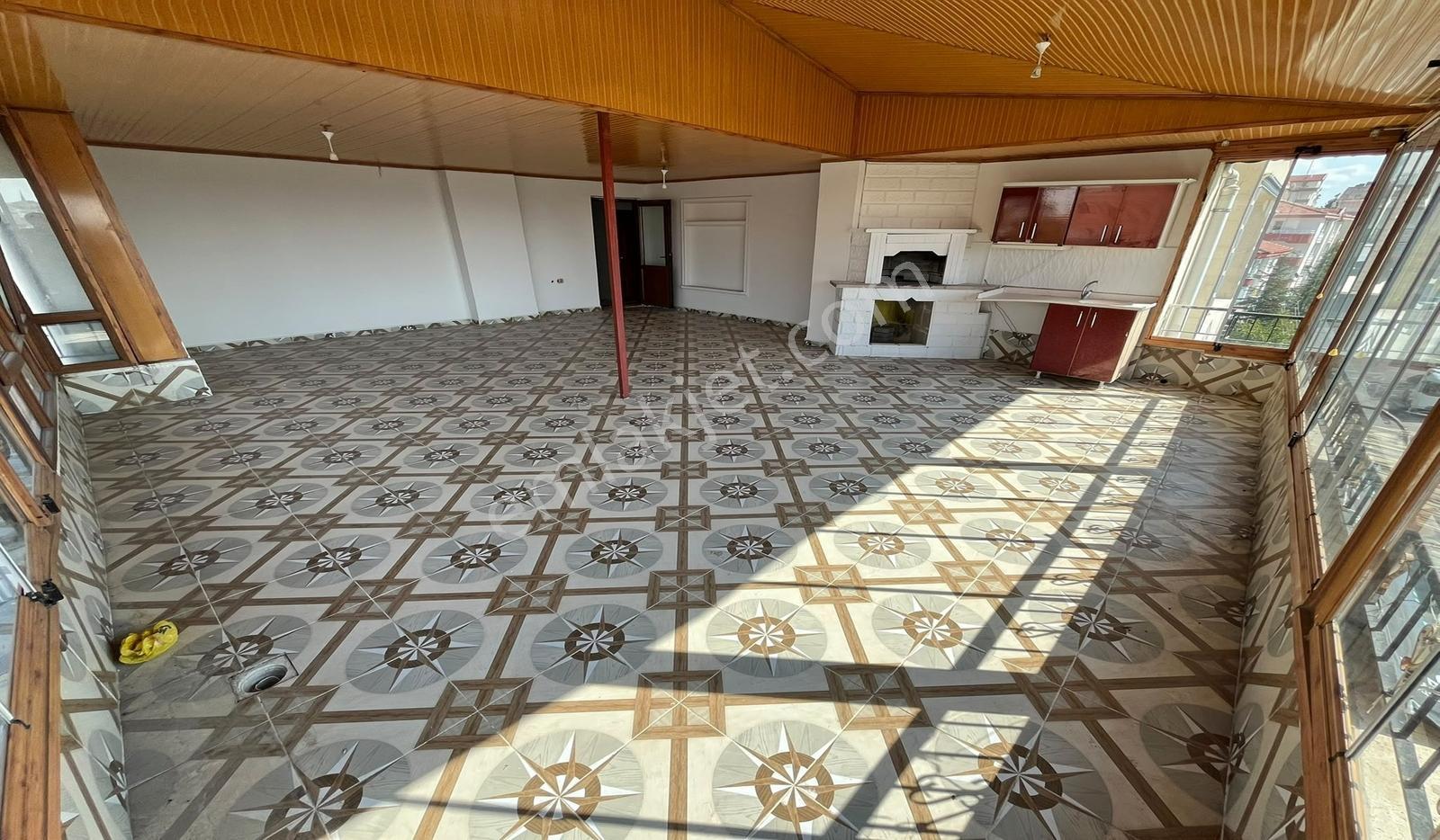 Atapark Göbek Yakını 4+1 Teraslı Dublex Masrafsız Kök Tapu — fotoğraf 30