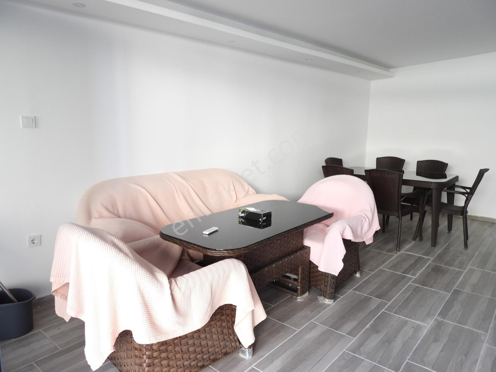 Kahramandere De 6+1, Her Yere Yakın Herkesten Uzak — fotoğraf 16