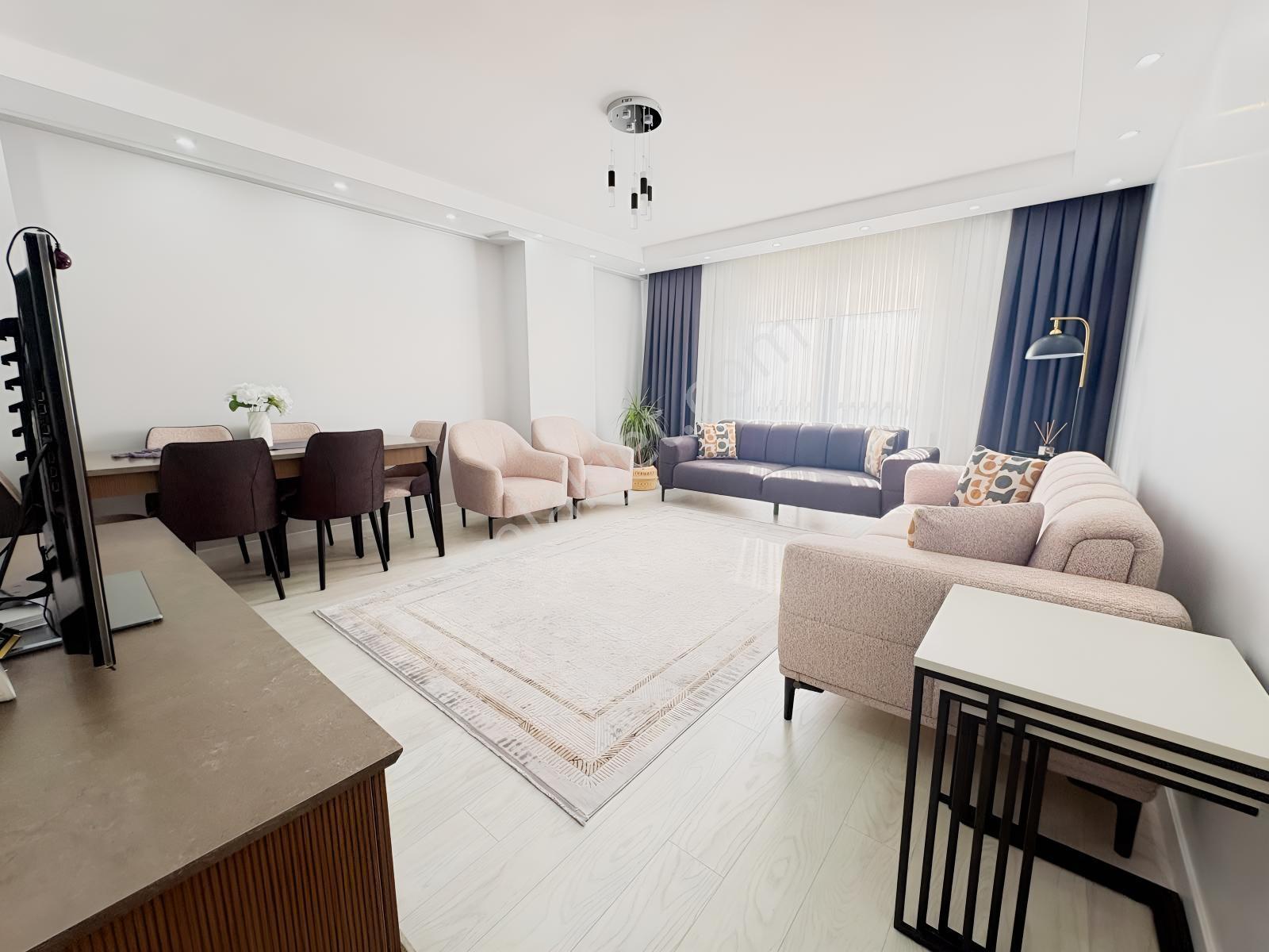 Issıkgöl Cad.'de Lüx 125m² Masrafsız, Geniş Ve Ferah 3+1 Daire — fotoğraf 4