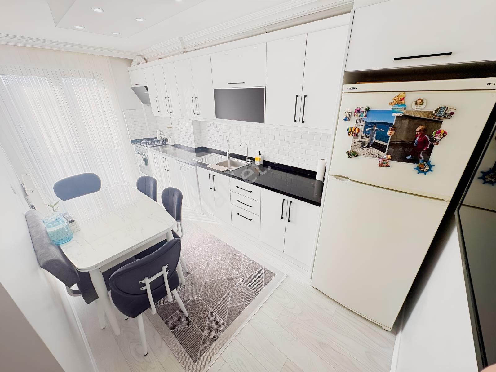 Issıkgöl Cad.'de Lüx 125m² Masrafsız, Geniş Ve Ferah 3+1 Daire — fotoğraf 7