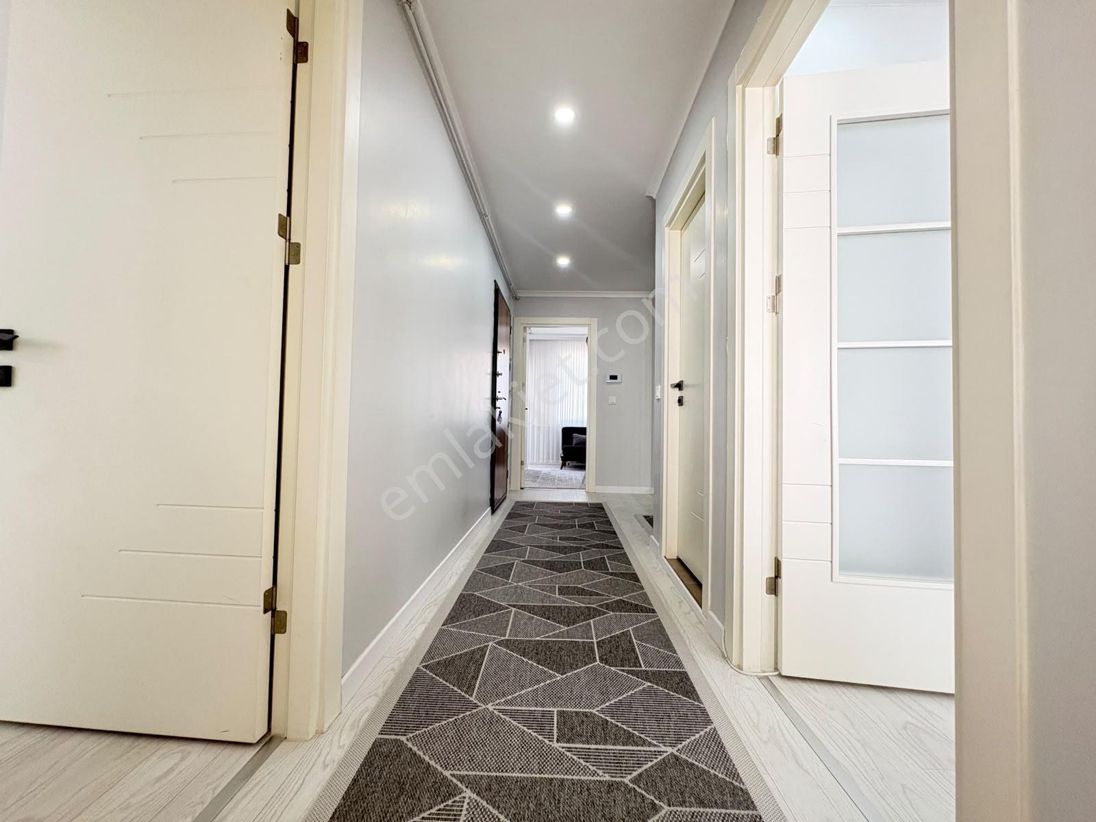 Issıkgöl Cad.'de Lüx 125m² Masrafsız, Geniş Ve Ferah 3+1 Daire — fotoğraf 9