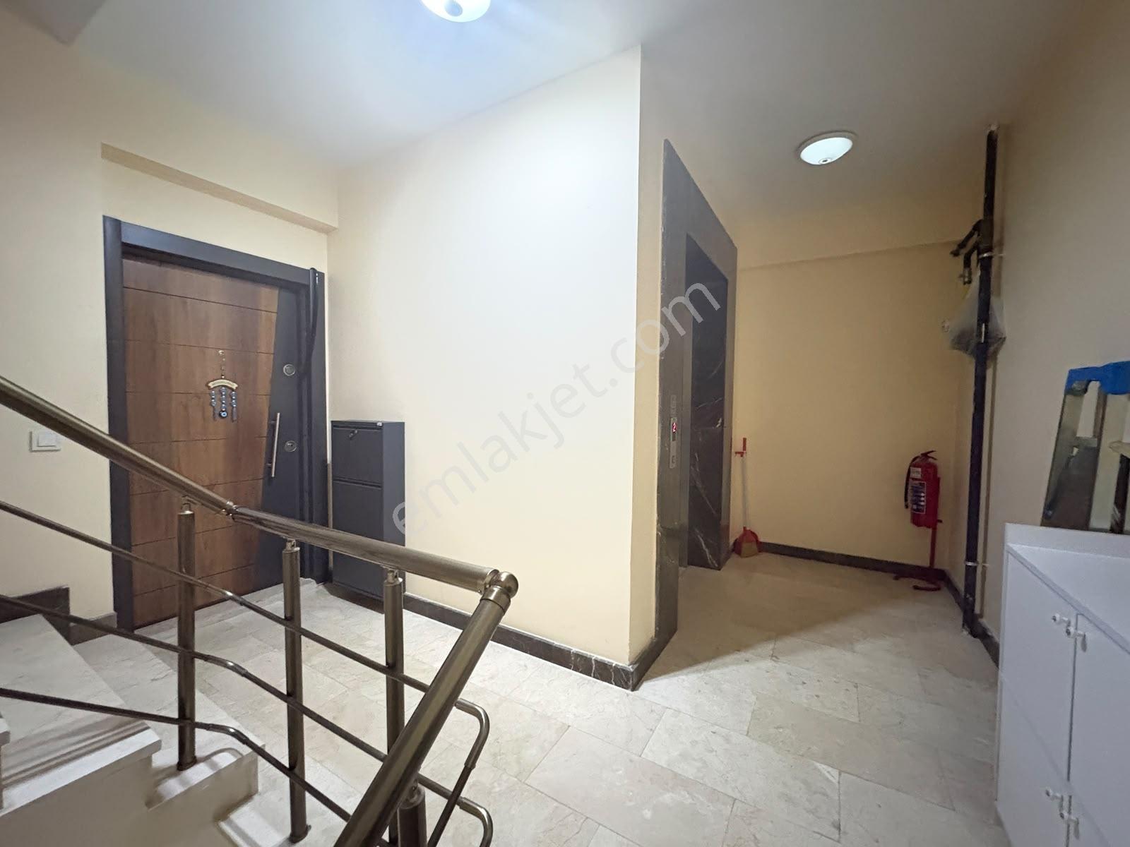 Issıkgöl Cad.'de Lüx 125m² Masrafsız, Geniş Ve Ferah 3+1 Daire — fotoğraf 28
