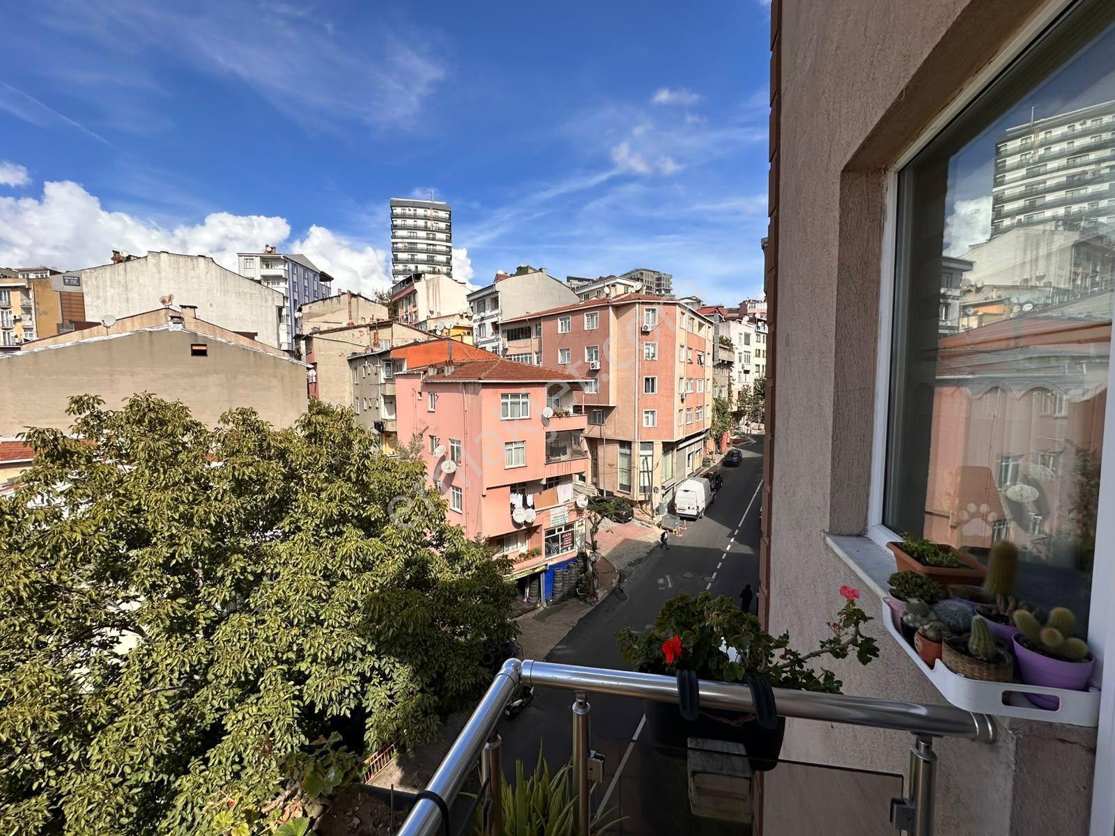 Çeliktepe'de 4 Levent Metroya 15 Dk 3+1 Satılık Geniş Daire — fotoğraf 9