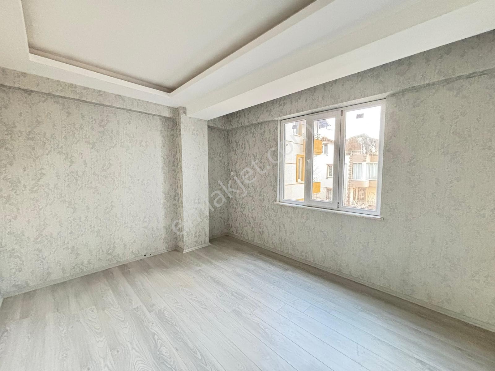 Uluğbey Mah. Cadde Üzeri, Lüks Site İçinde Satılık 3+1 Daireler — fotoğraf 8