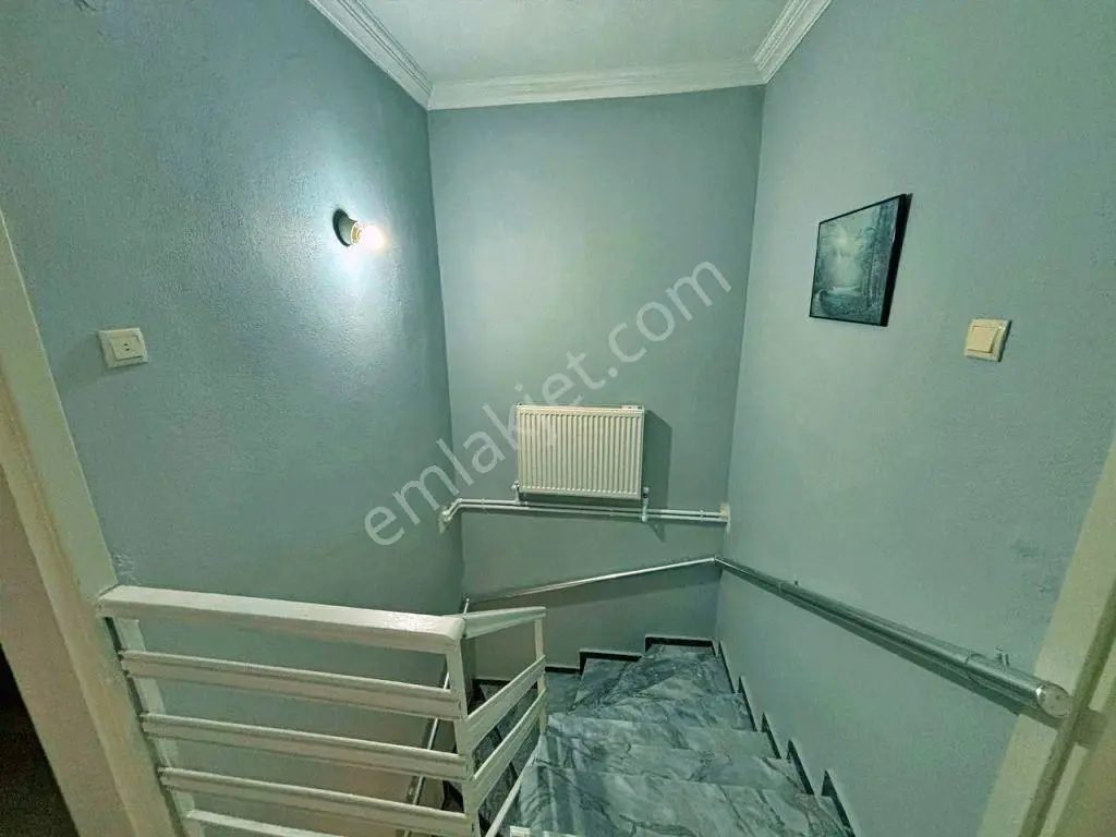 Yetkisi Uytundan Pelitköyde Denize 50 Mt. Doğalgazlı 3+1 Villa — fotoğraf 27