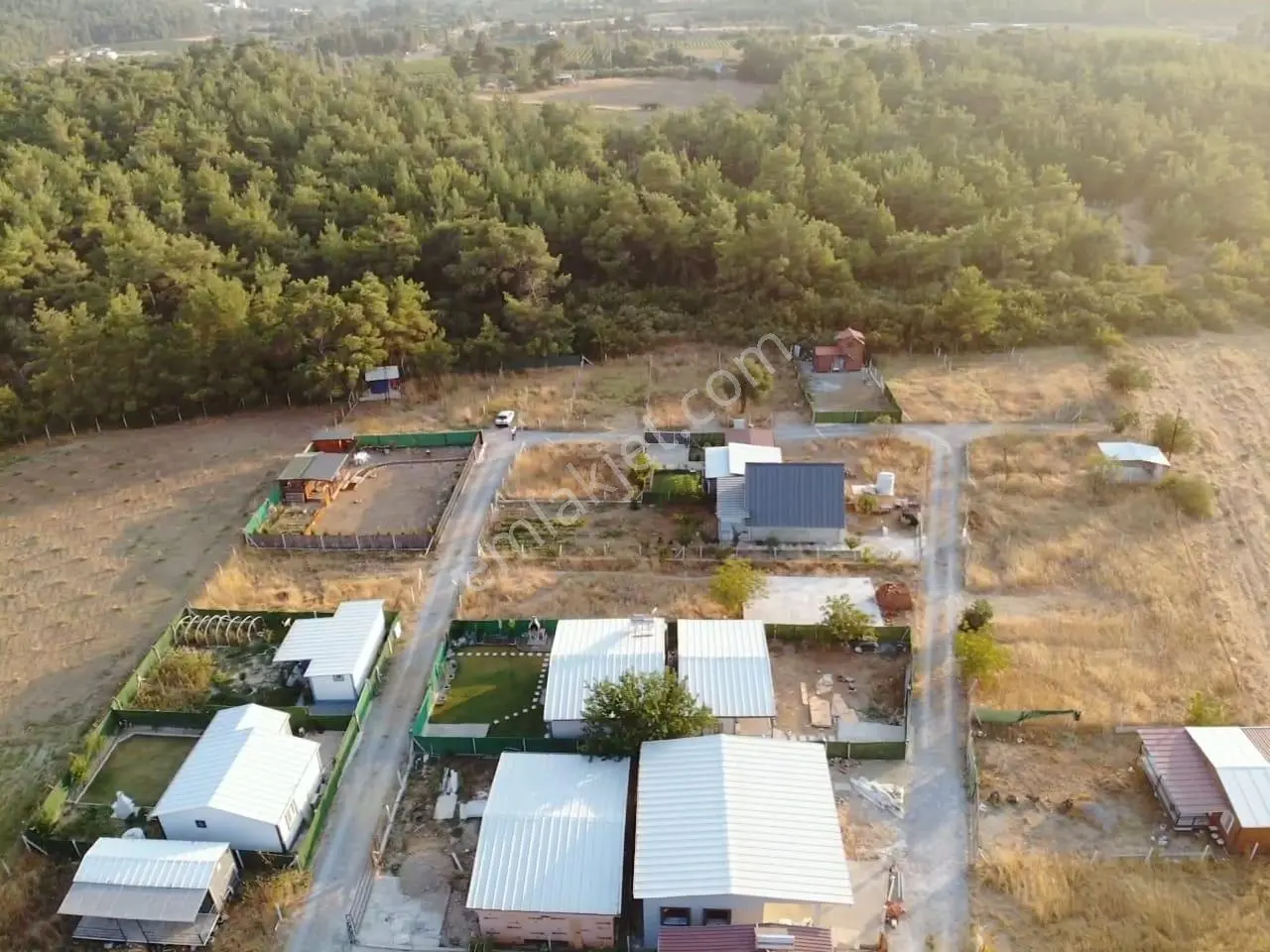 Menderes Yeniköy Yolu Üzerinde Doğa İçinde Harika Bahçe — fotoğraf 5