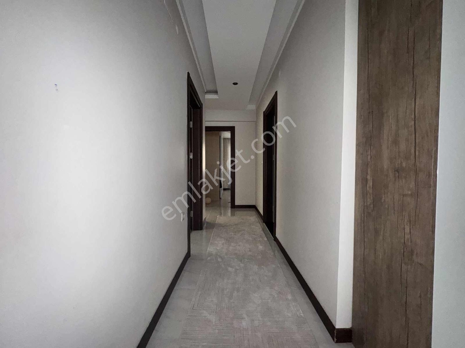 23 Nisan'da Site İçerisinde Kullanışlı Şık 3+1 Daire — fotoğraf 5