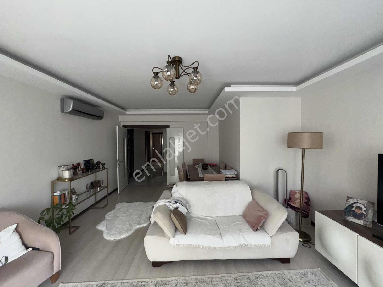 23 Nisan'da Site İçerisinde Kullanışlı Şık 3+1 Daire — fotoğraf 8