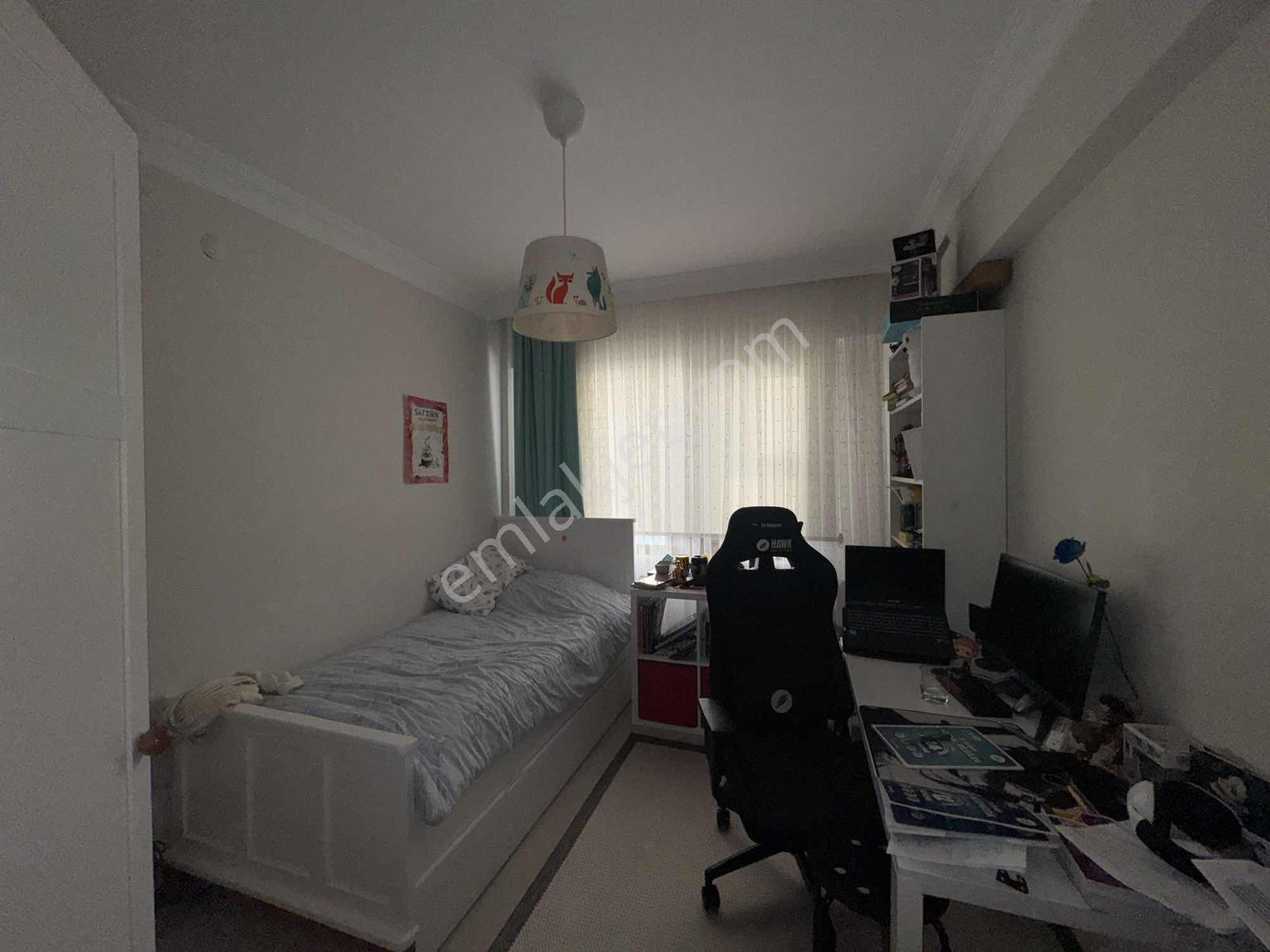 23 Nisan'da Site İçerisinde Kullanışlı Şık 3+1 Daire — fotoğraf 21