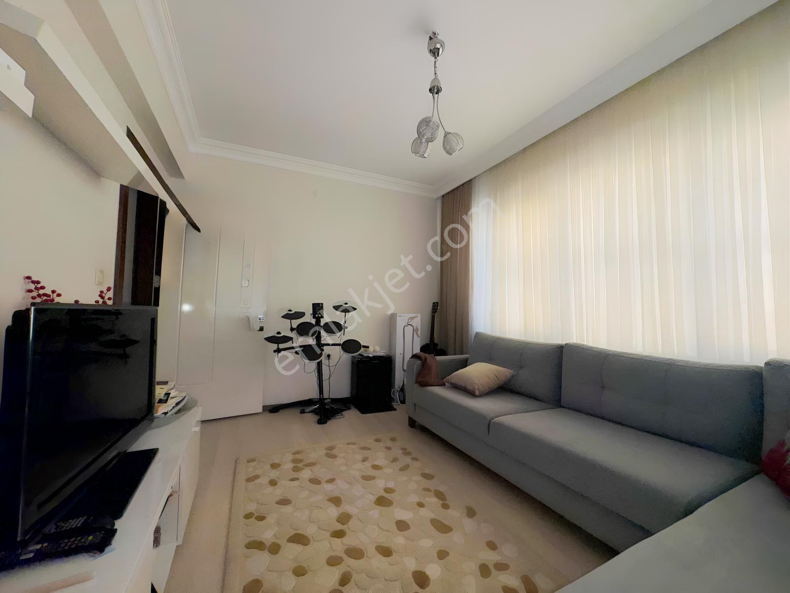 23 Nisan'da Site İçerisinde Kullanışlı Şık 3+1 Daire — fotoğraf 27