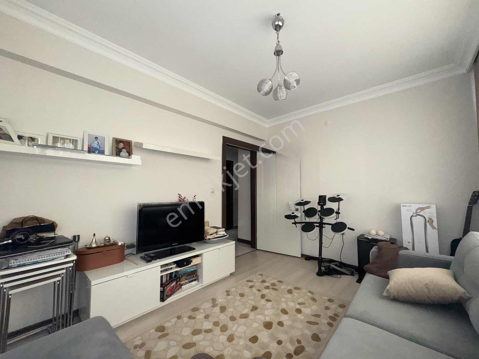 23 Nisan'da Site İçerisinde Kullanışlı Şık 3+1 Daire — fotoğraf 28