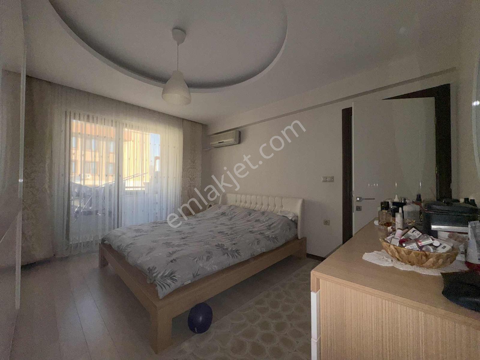 23 Nisan'da Site İçerisinde Kullanışlı Şık 3+1 Daire — fotoğraf 29
