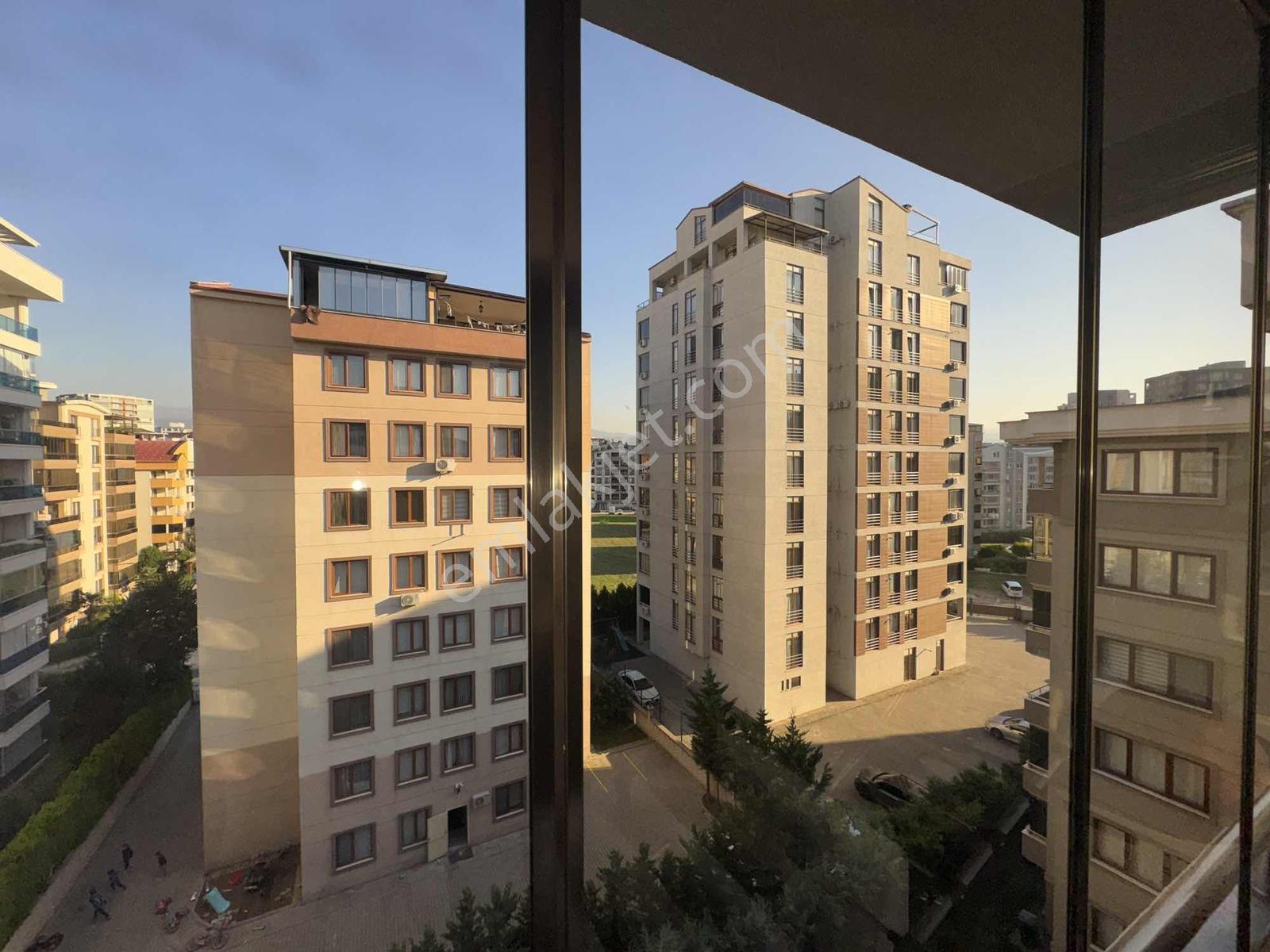 23 Nisan'da Site İçerisinde Kullanışlı Şık 3+1 Daire — fotoğraf 32