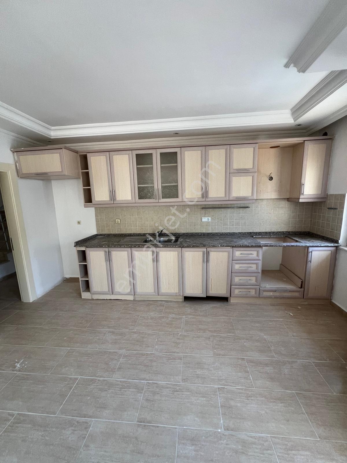 Alanya Sugözü’nde Satılık 4+1 Dublex Daire — fotoğraf 11