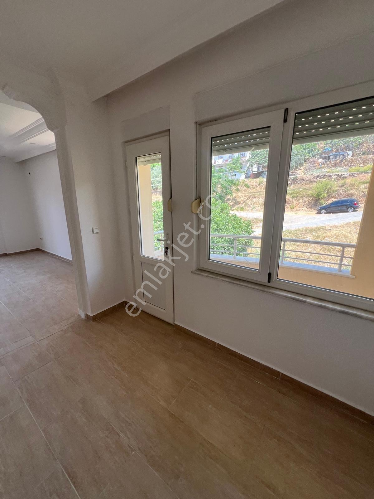 Alanya Sugözü’nde Satılık 4+1 Dublex Daire — fotoğraf 15