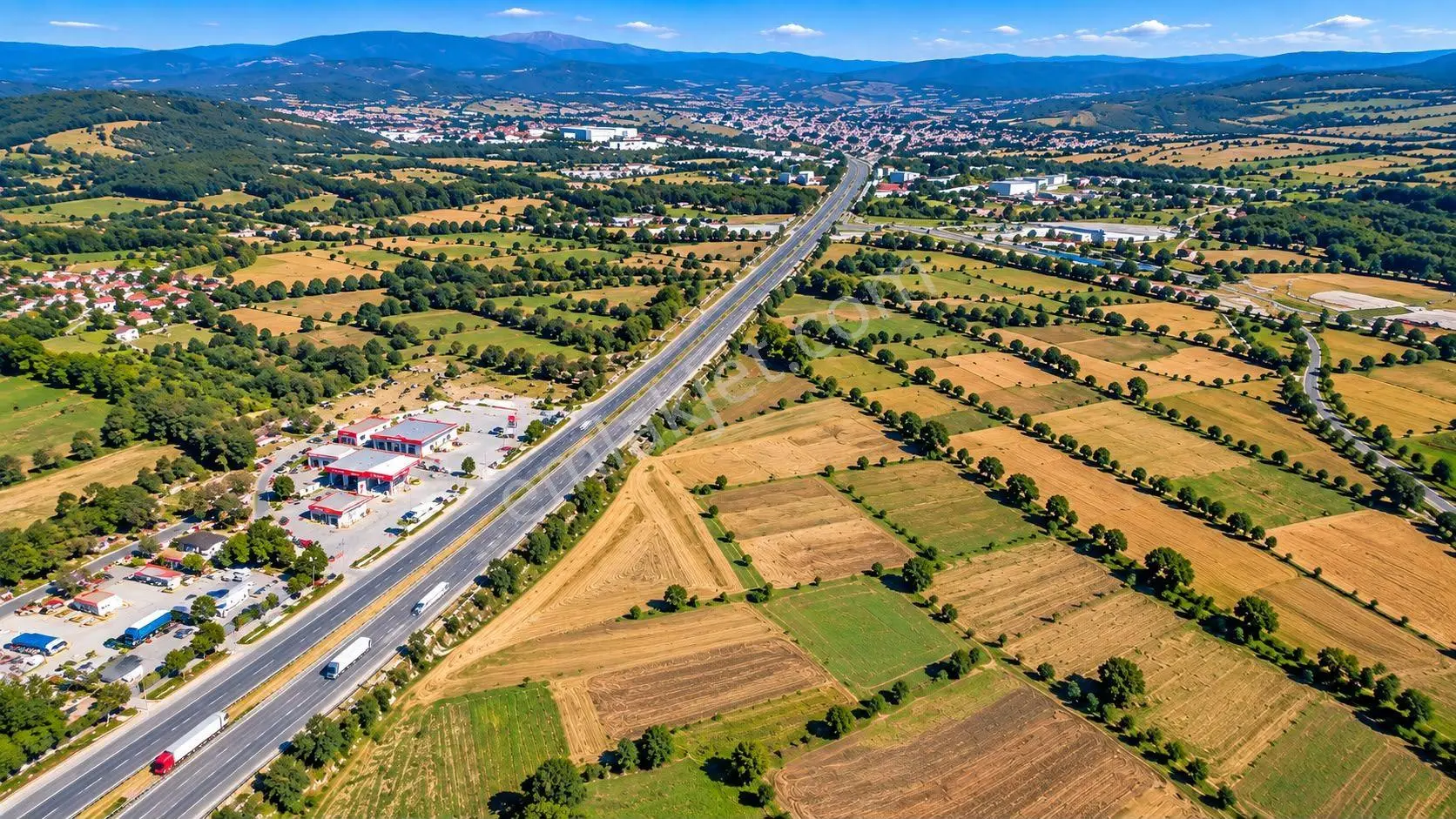Bolu Gerede Ana Yol Cephe 34.407 M2 Akarca Mevkı Bıtısık Parsel