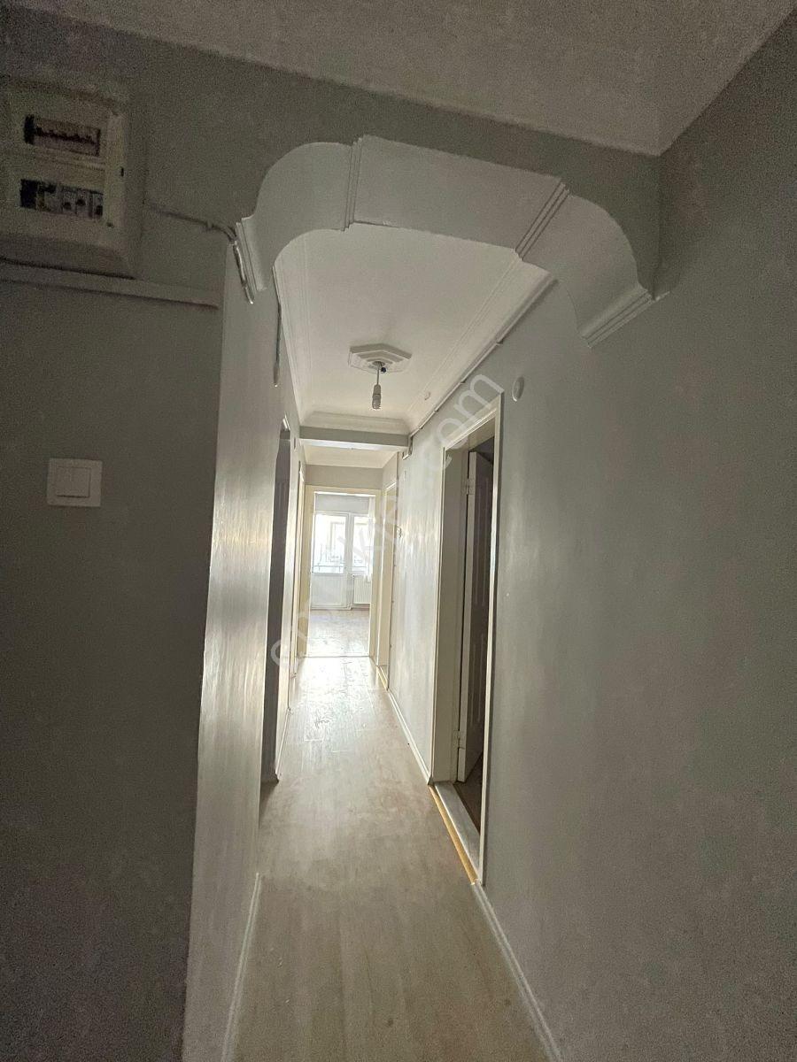 Konak İnönü Mahallesi'nde Merkezi Konumda Satılık 2+1 — fotoğraf 16