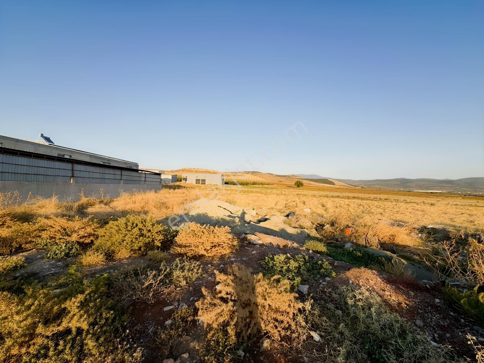 Gölmarmara Yoluna Yakın 1295 M2 Satılık Sanayi Arsası — fotoğraf 4