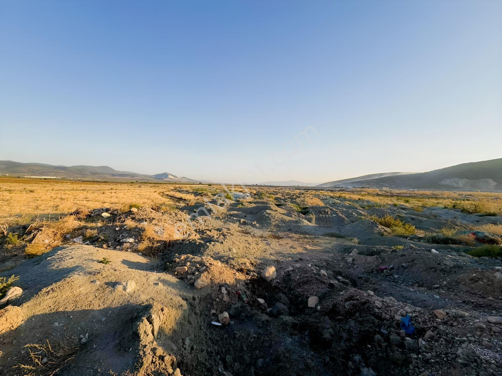 Gölmarmara Yoluna Yakın 1295 M2 Satılık Sanayi Arsası — fotoğraf 5