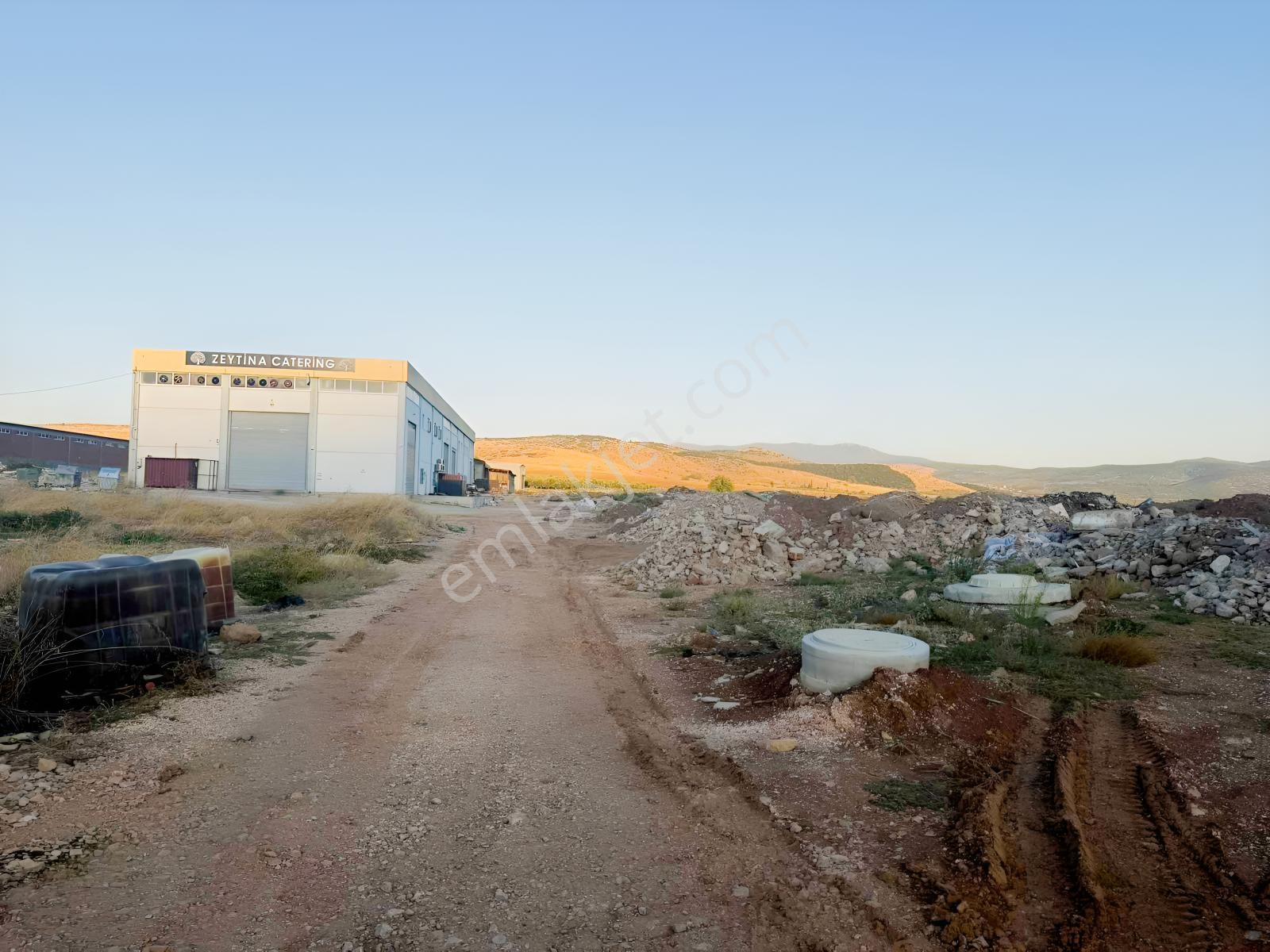 Gölmarmara Yoluna Yakın 1295 M2 Satılık Sanayi Arsası — fotoğraf 13