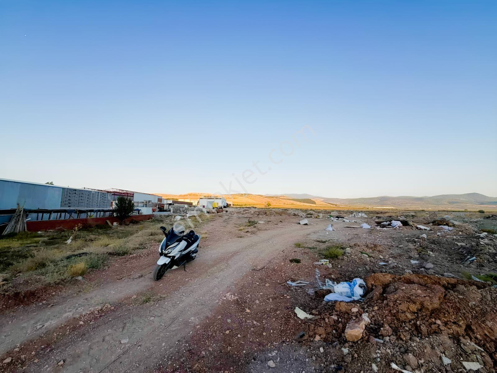 Gölmarmara Yoluna Yakın 1295 M2 Satılık Sanayi Arsası — fotoğraf 19