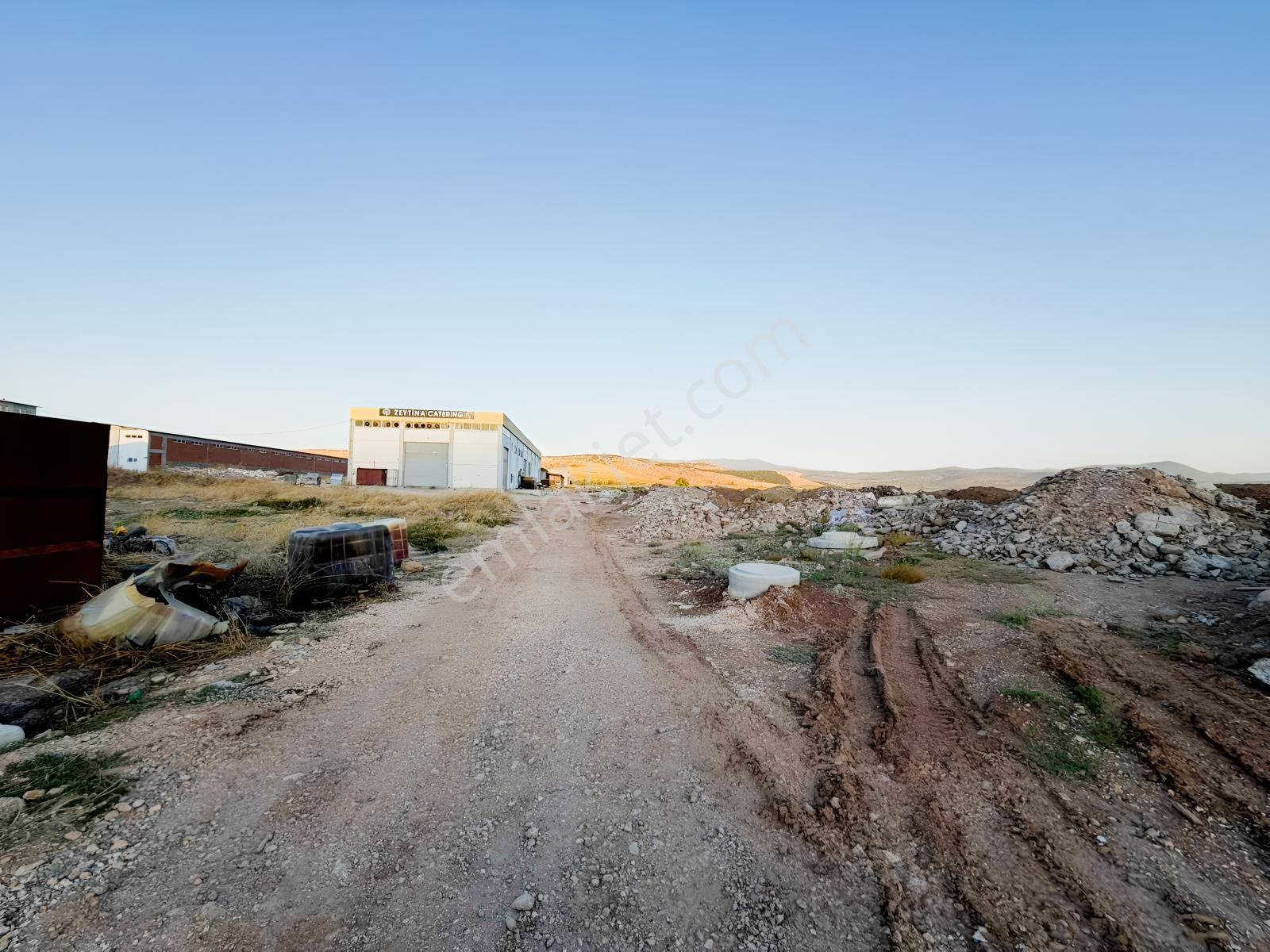 Gölmarmara Yoluna Yakın 1295 M2 Satılık Sanayi Arsası — fotoğraf 21