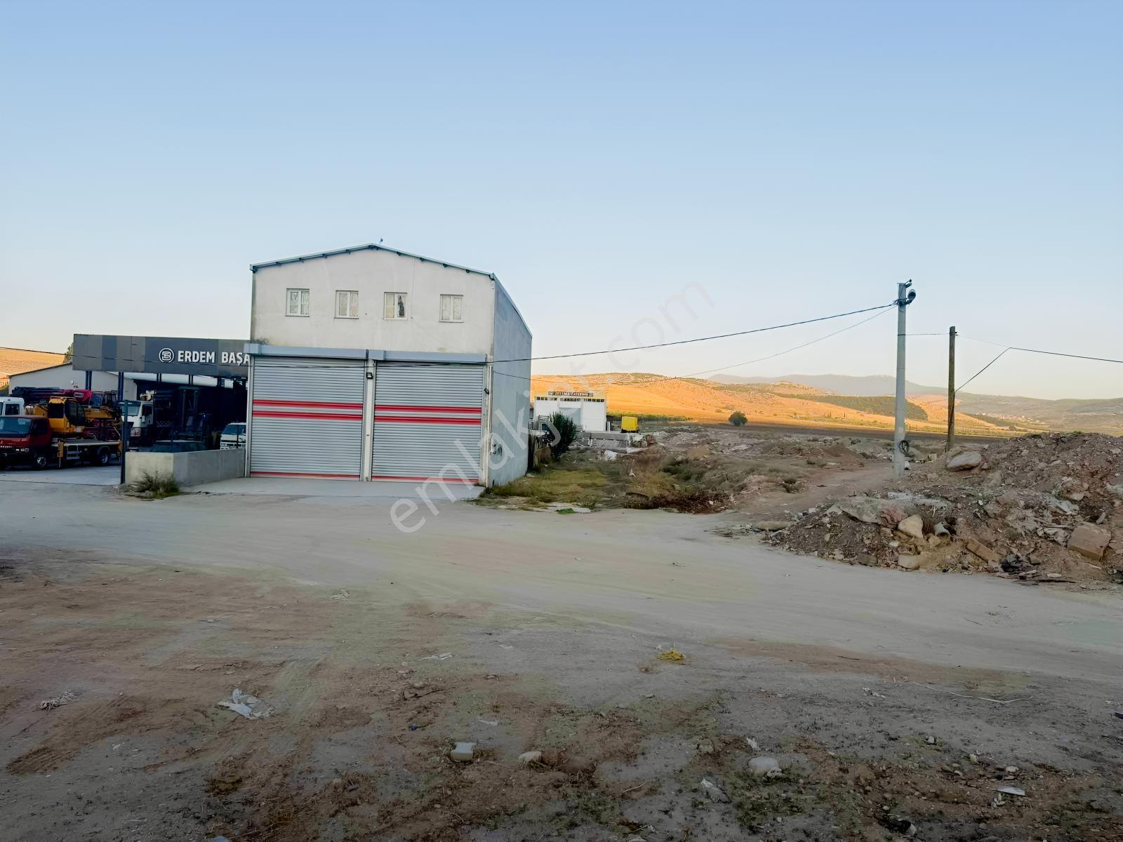 Gölmarmara Yoluna Yakın 1295 M2 Satılık Sanayi Arsası — fotoğraf 23