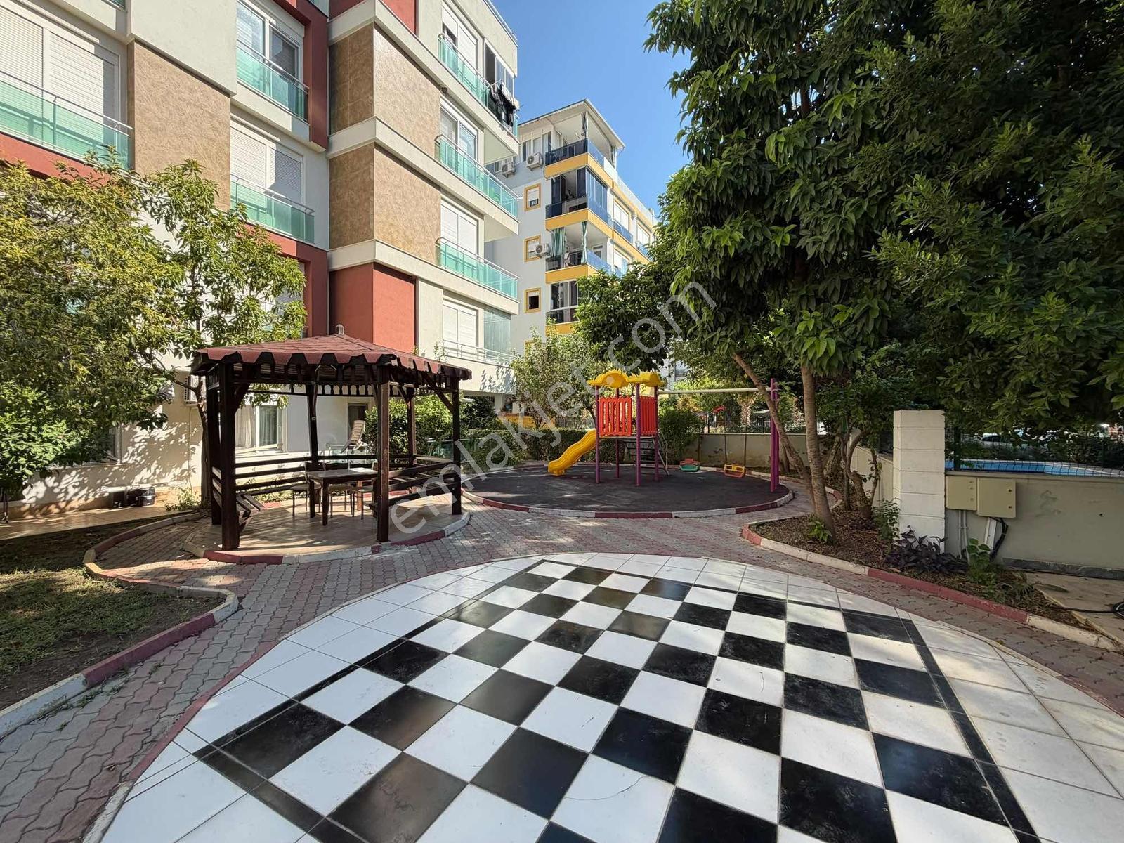 İcon İnvest Hurma Satlik 2+1 Site İçi Yüksek Giriş — fotoğraf 3