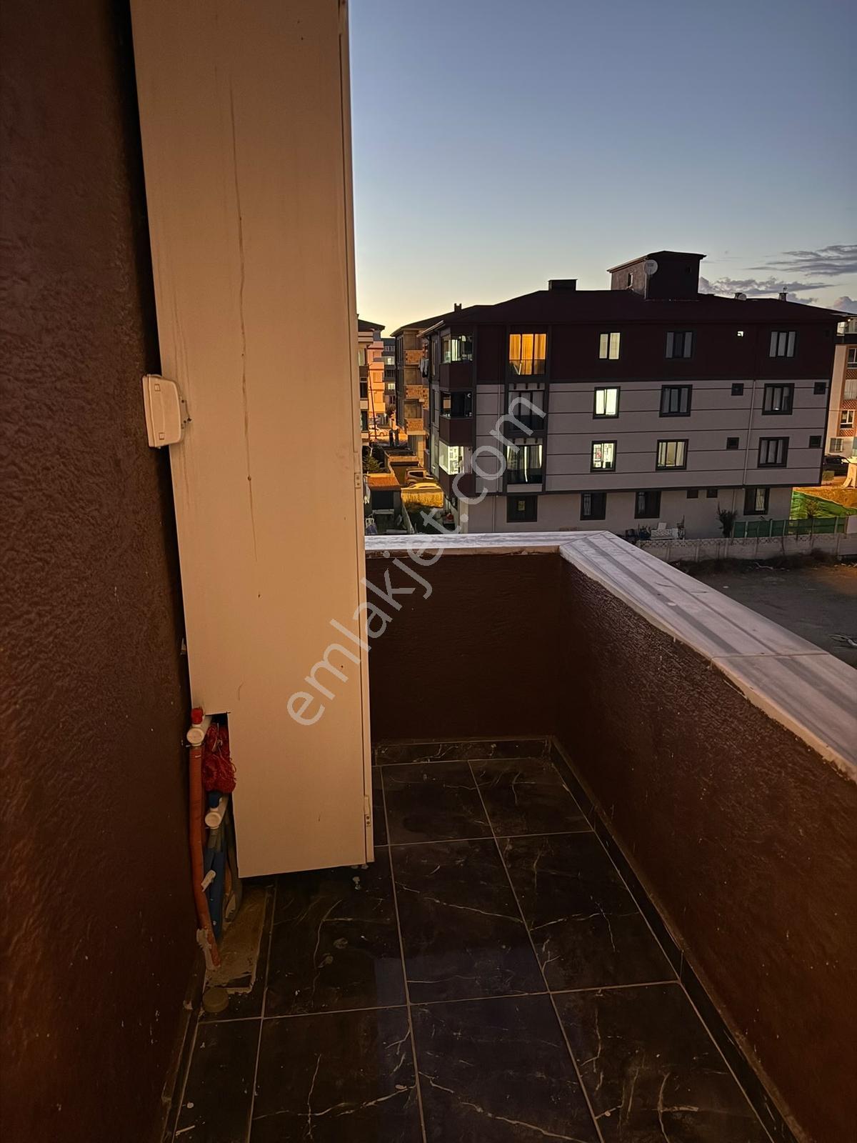 Kapaklı'da Kaçırılmayacak İskanlı 103 M2 Ön Cephe Arakat Daire — fotoğraf 13