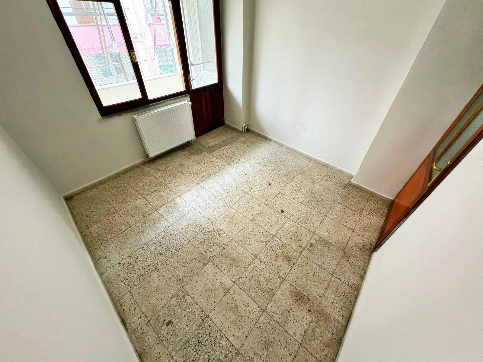 Aktif'ten Akçay'da Satılık Denize 100mt Arakat Ayrı Mutfaklı Masrafsız 2+1 Daire — fotoğraf 24