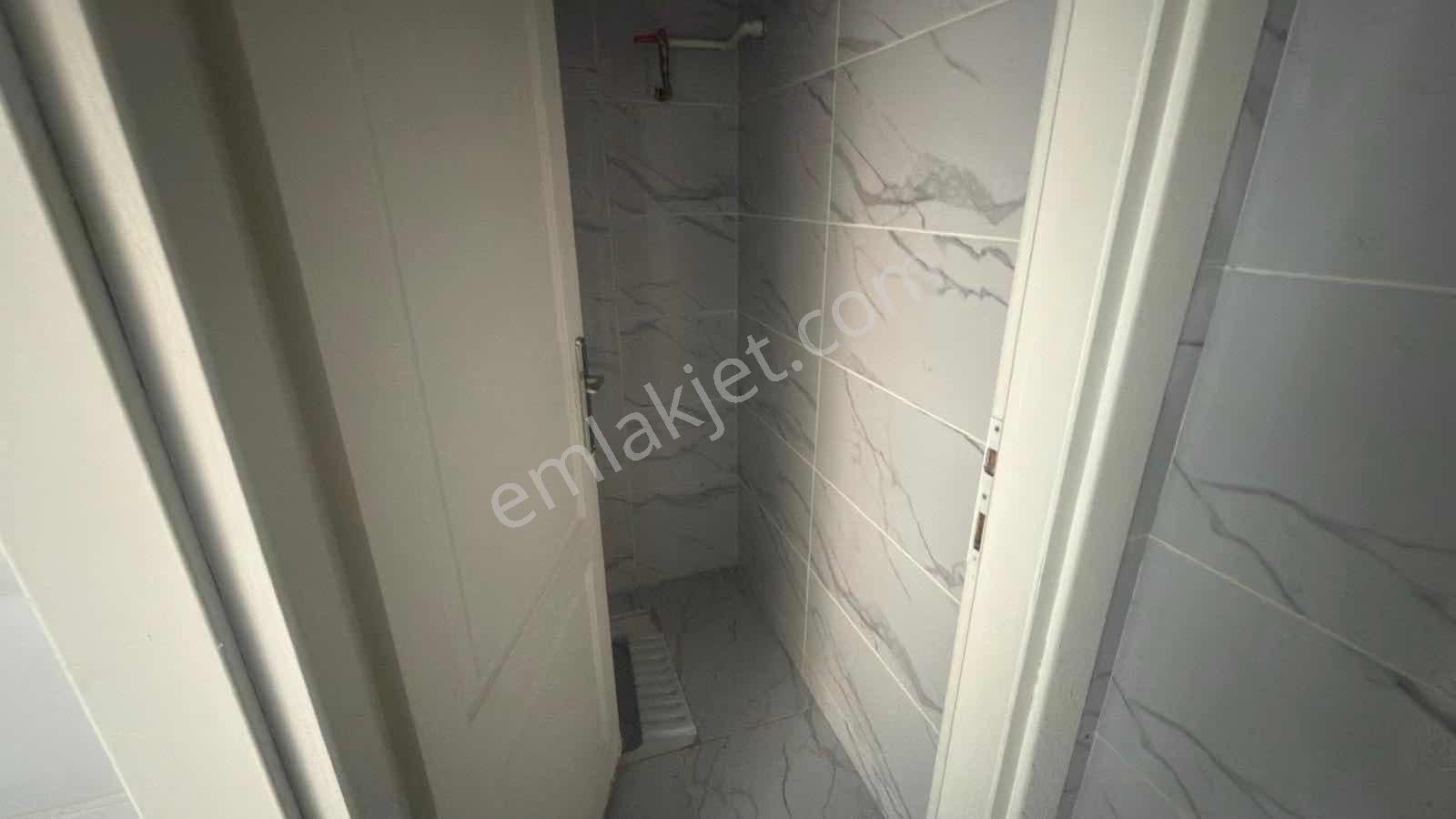 Beylikdüzü Yakuplu Metrobüs 300m Hürriyet Bulvarında 4+2 Dubleks — fotoğraf 37