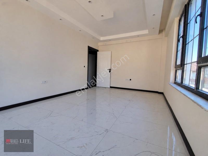 Rw Lıfe // Sümer Mahallesi Satılık Sıfır 2+1 Daire — fotoğraf 8