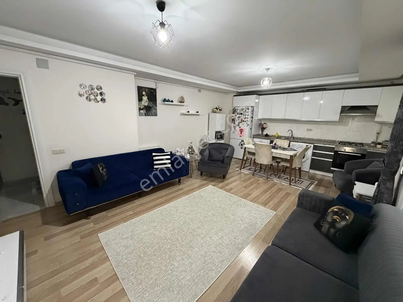 Toroslar Orman Bölge Müd. Yanı Cadde Üzeri Satılık 2+1 Daire! — fotoğraf 2