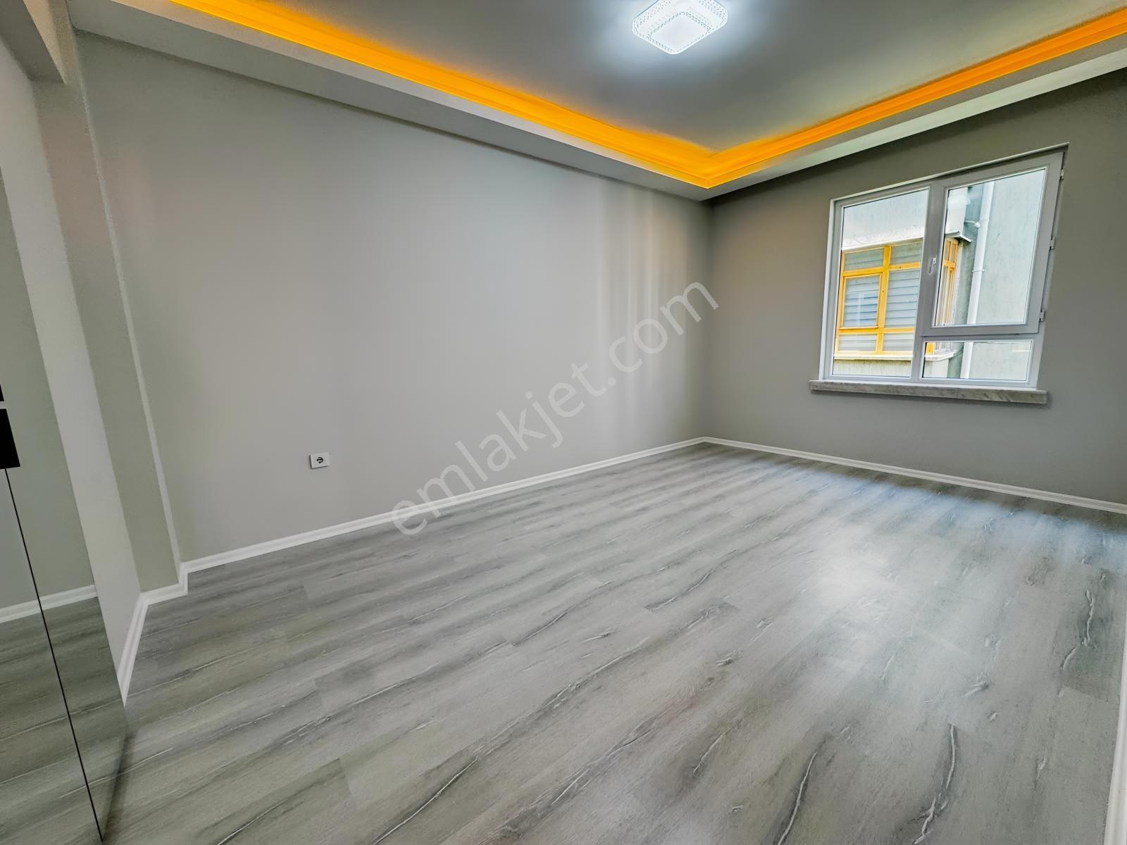 Öz'den Şehitler Metro Osmanlı Pazarı Yakını Lüx Yapılı 3+1 130m² — fotoğraf 12