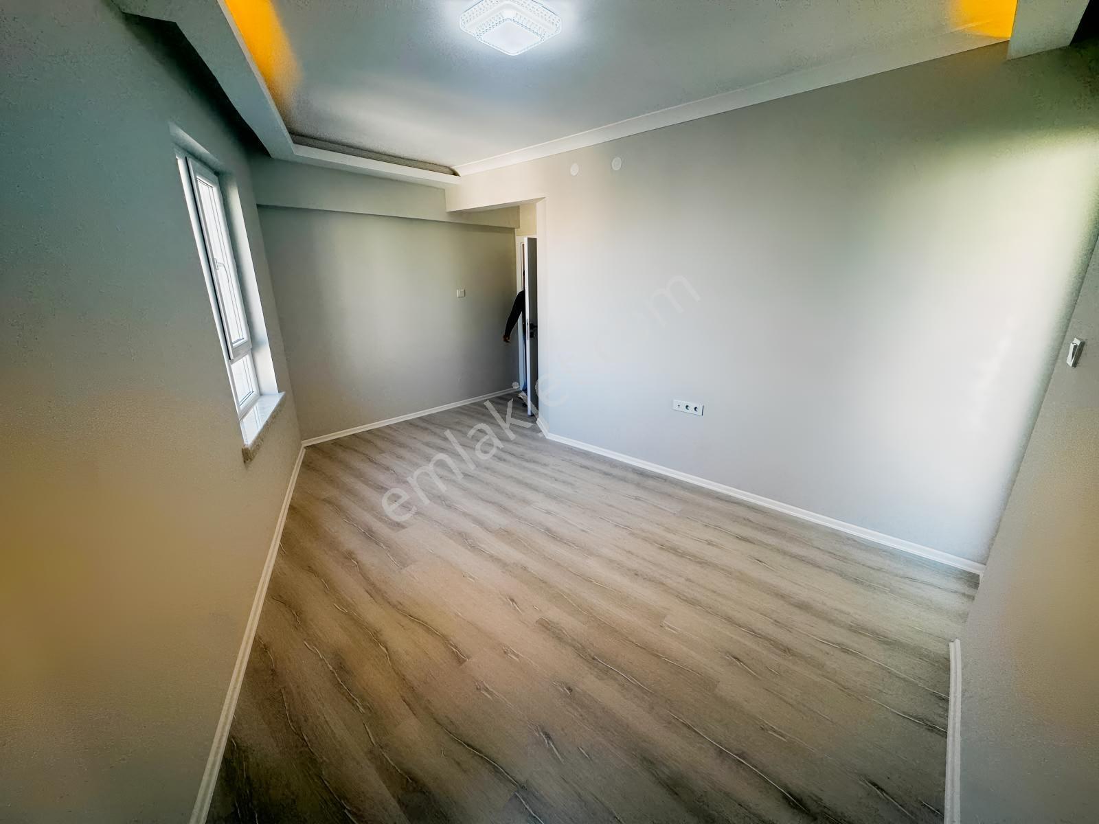 Öz'den Şehitler Metro Osmanlı Pazarı Yakını Lüx Yapılı 3+1 130m² — fotoğraf 14