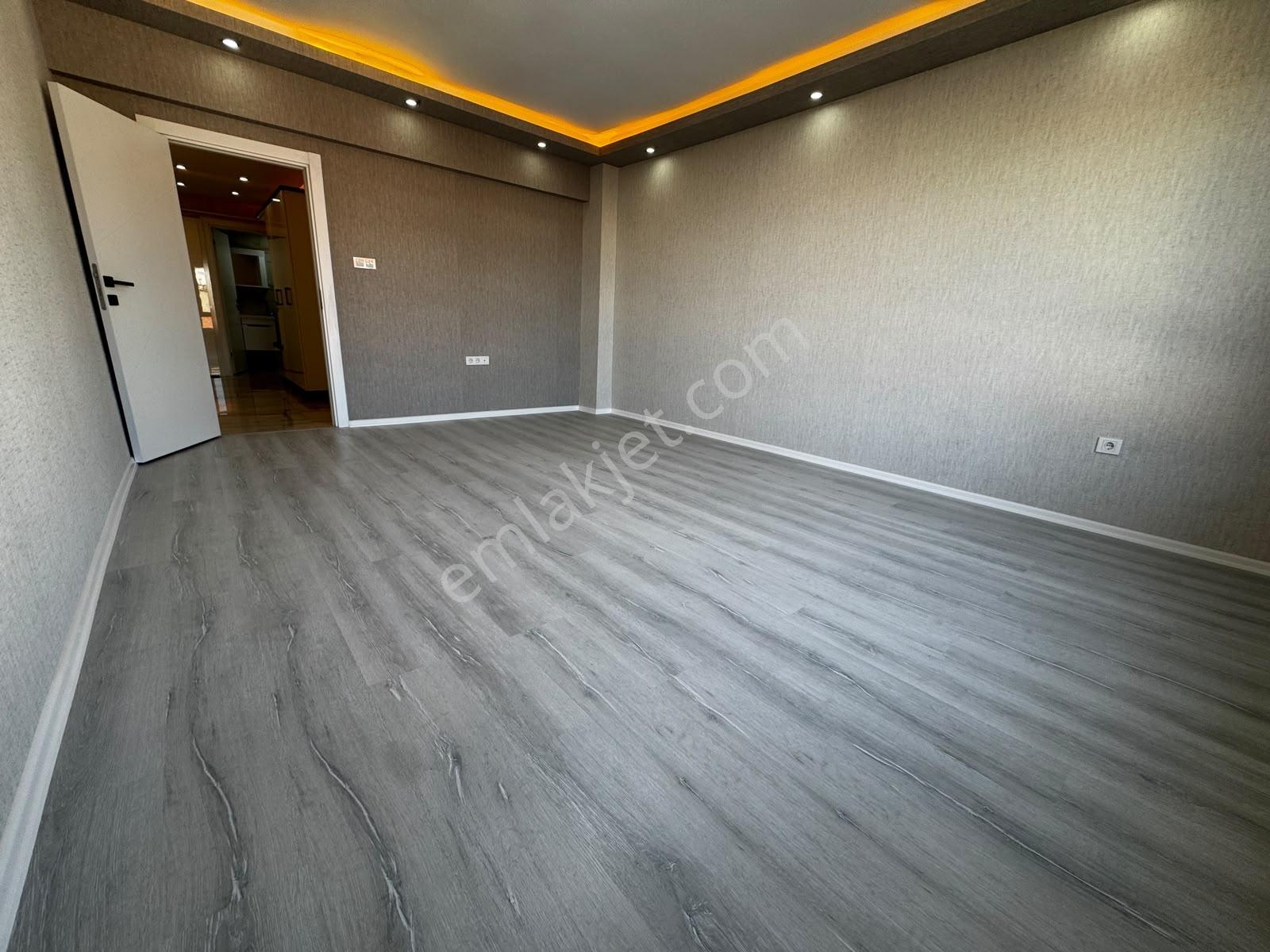 Öz'den Şehitler Metro Osmanlı Pazarı Yakını Lüx Yapılı 3+1 130m² — fotoğraf 17
