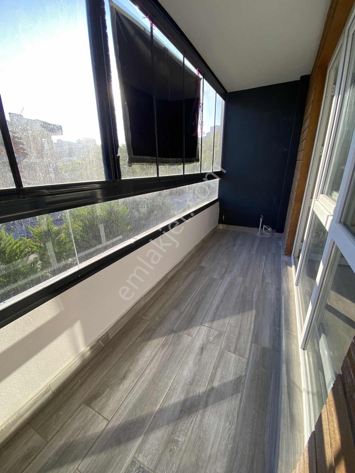 Dubleks 1+1 Kendine Özel Bahçesi Olan Havuzlu Sitede — fotoğraf 13
