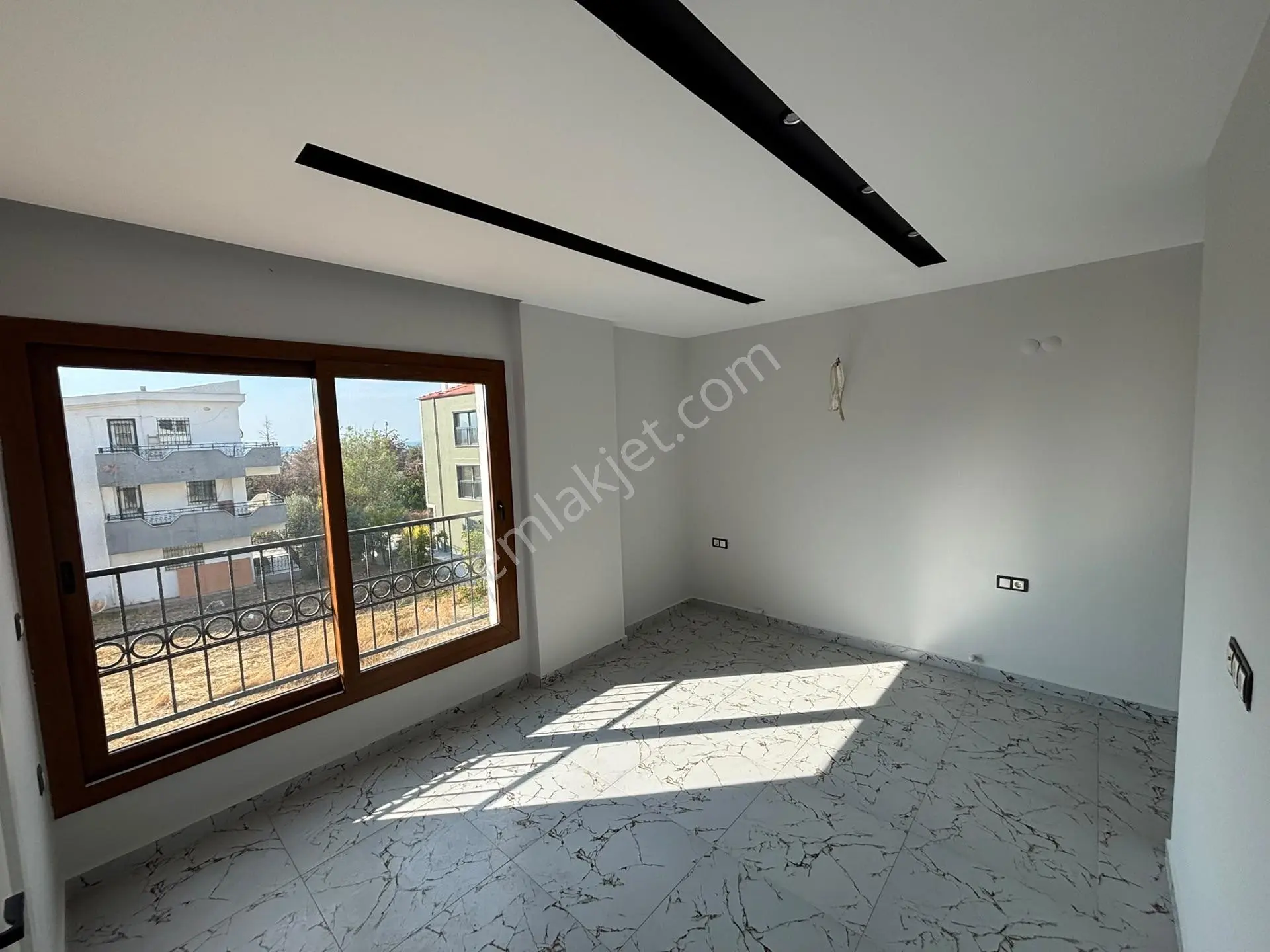 Kuşadası Davutlar’da Tam Müstakil, Özel Havuzlu 4+1 Lüks Satılık Villa — fotoğraf 9
