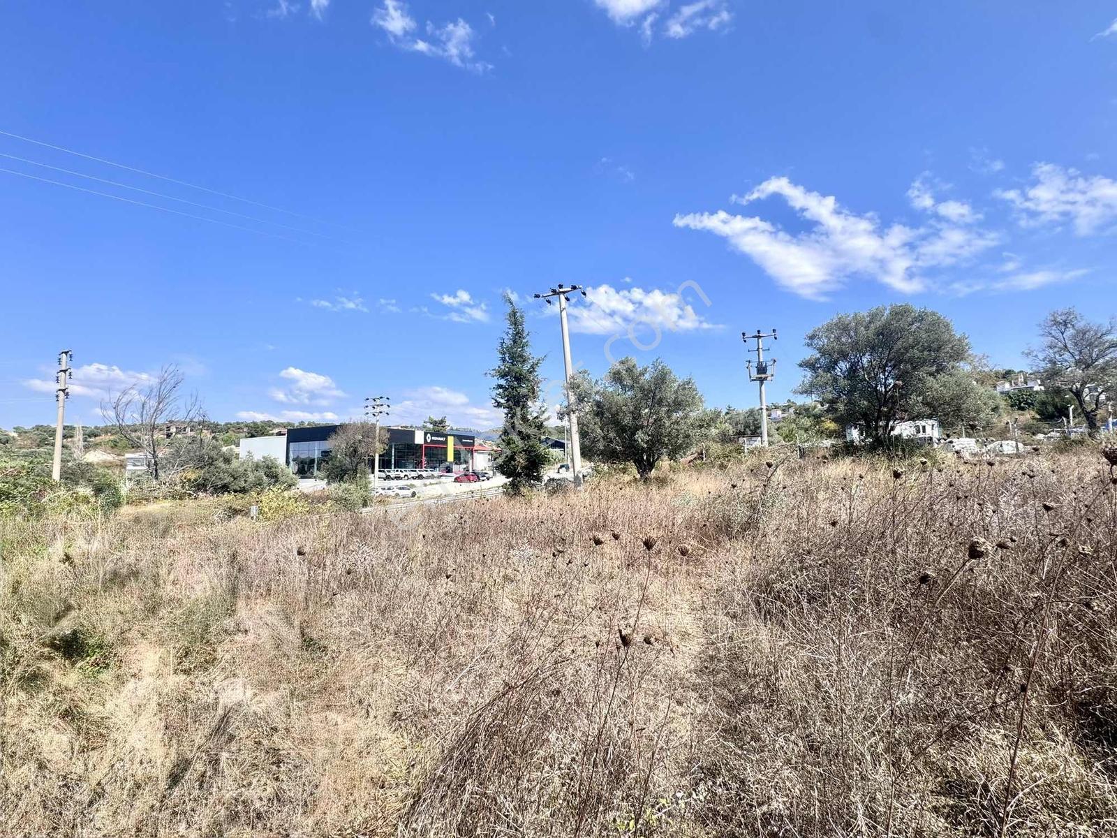 Views Emlaktan Yol Üzeri Satılık 2 Müstakil Villalık Arsa