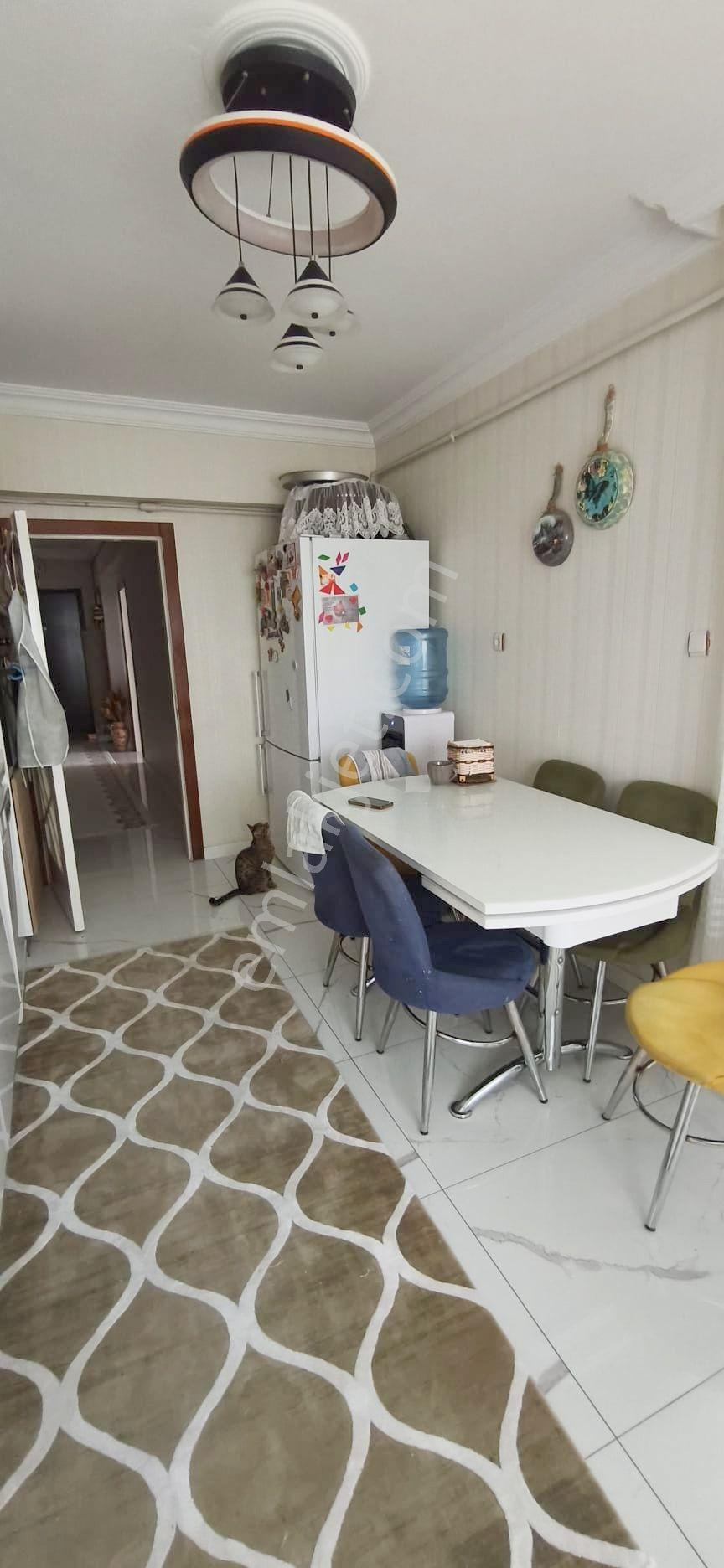 Hemdem Gayrimenkul'den Ayyıldız'da Asansörlü Arakat Ön Cephe Geniş Yapılı Site İçi 3+1 Satılık Daire — fotoğraf 8