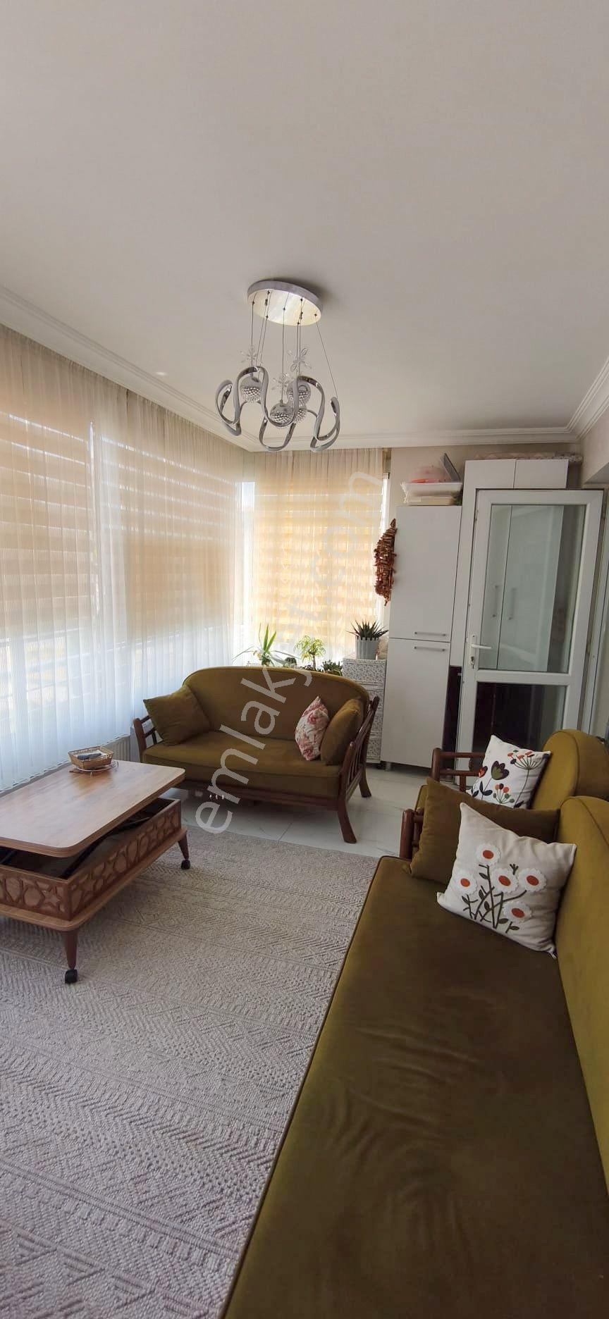 Hemdem Gayrimenkul'den Ayyıldız'da Asansörlü Arakat Ön Cephe Geniş Yapılı Site İçi 3+1 Satılık Daire — fotoğraf 10