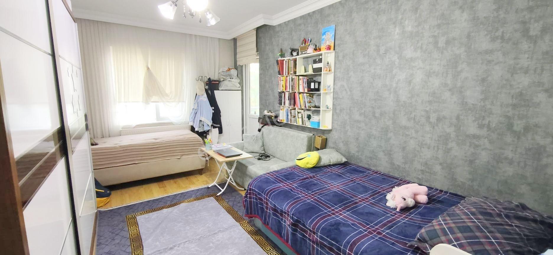 Hemdem Gayrimenkul'den Ayyıldız'da Asansörlü Arakat Ön Cephe Geniş Yapılı Site İçi 3+1 Satılık Daire — fotoğraf 13
