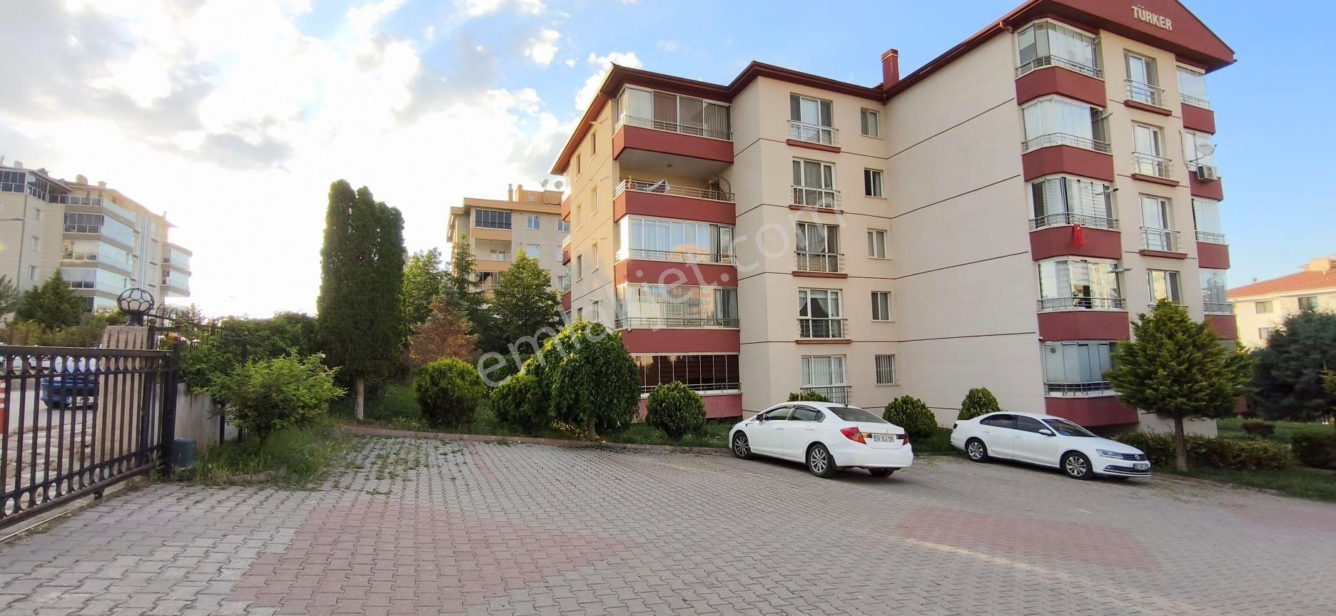 Hemdem Gayrimenkul'den Ayyıldız'da Asansörlü Arakat Ön Cephe Geniş Yapılı Site İçi 3+1 Satılık Daire — fotoğraf 30