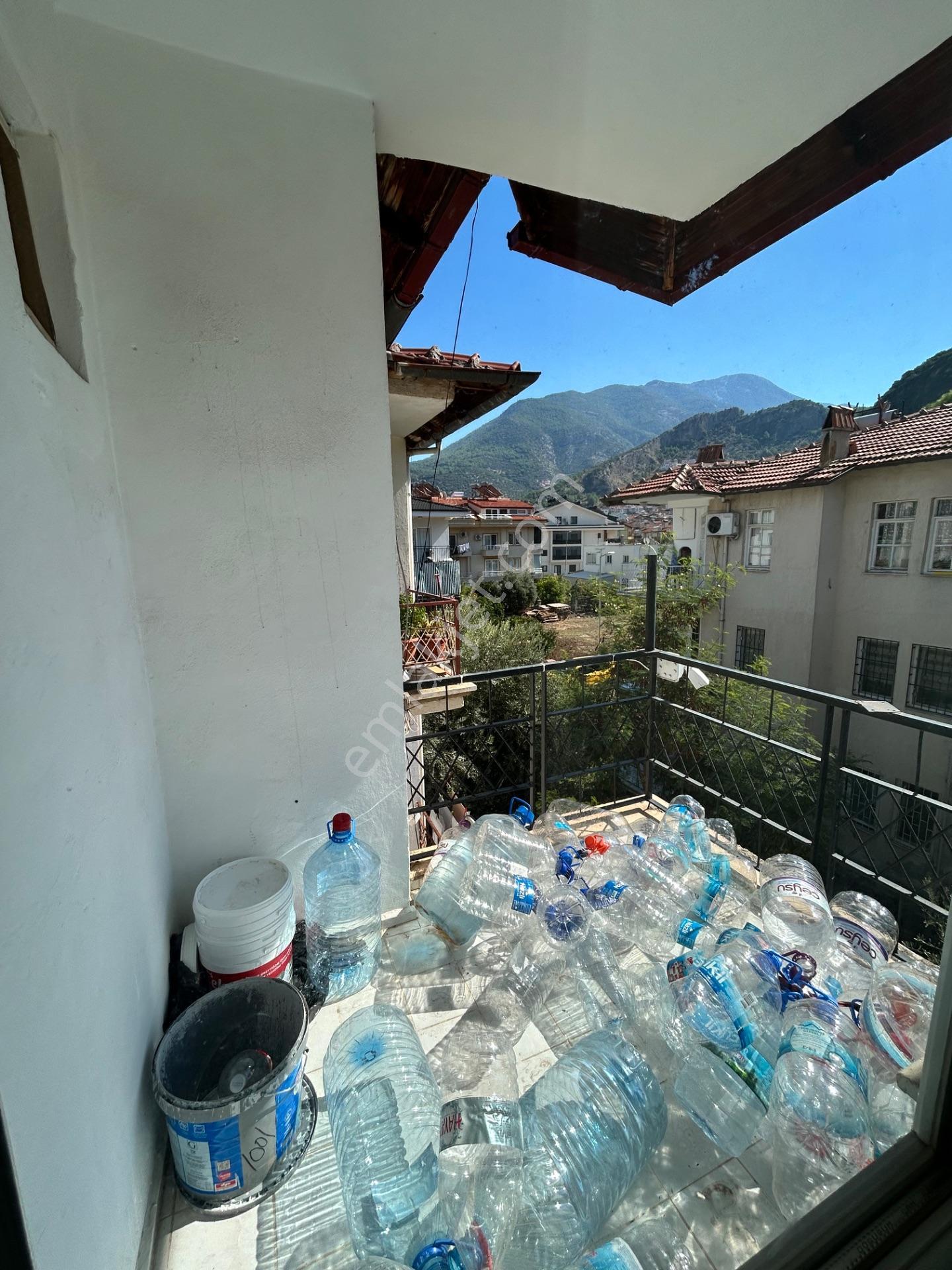 Taşyaka Mahallesinde Merkezi Lokasyonda Satılık 3. Kat Daire — fotoğraf 11
