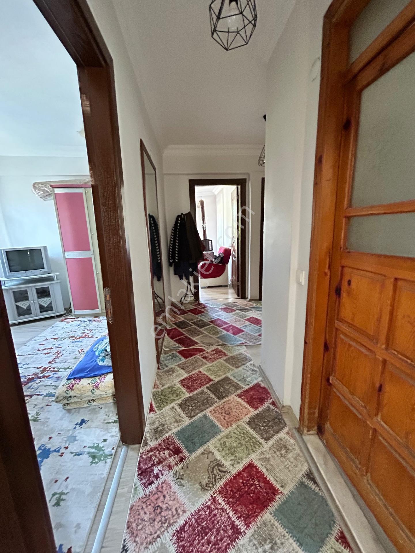 Taşyaka Mahallesinde Merkezi Lokasyonda Satılık 3. Kat Daire — fotoğraf 12