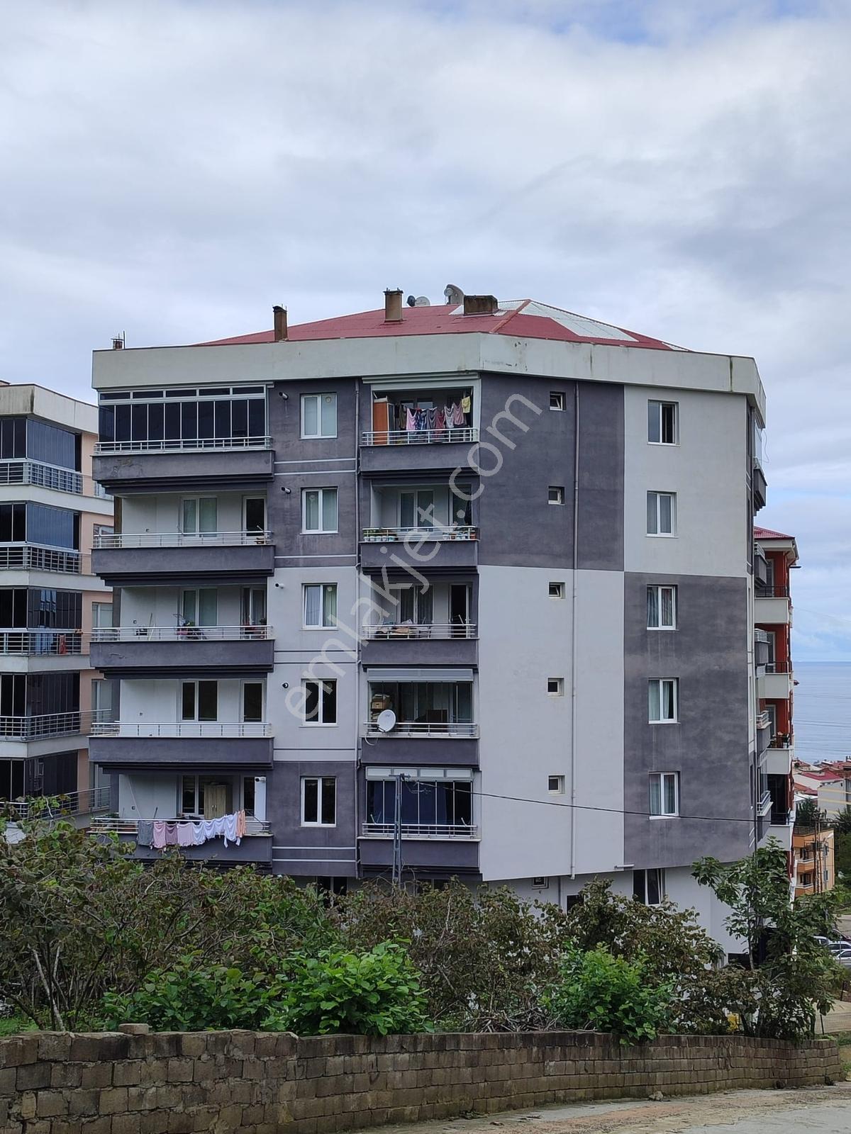 Bulancak İhsaniyede Satılık 3+1 Arakat Daire