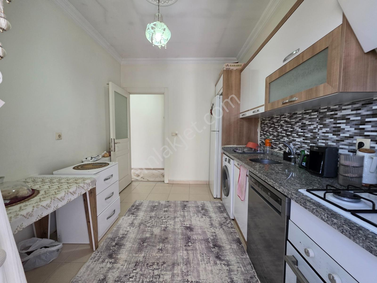 Yeni Rota'dan Barbaros Mah. Geniş Ve Önü Açık Satılık 2+1 Daire — fotoğraf 12