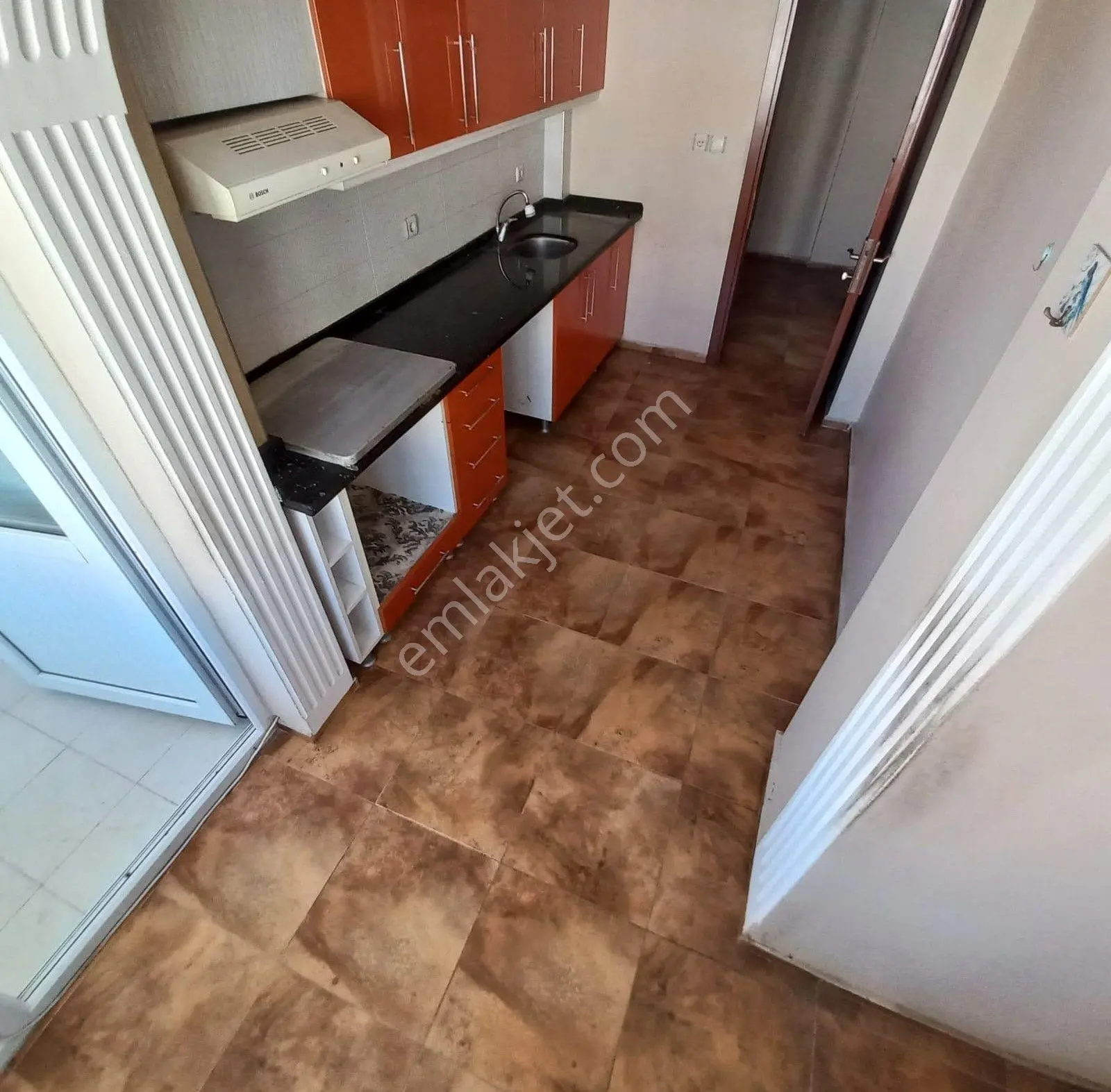 Altınkum'da Satılık Öncephe Köşe Arakat 2+1 Daire — fotoğraf 2