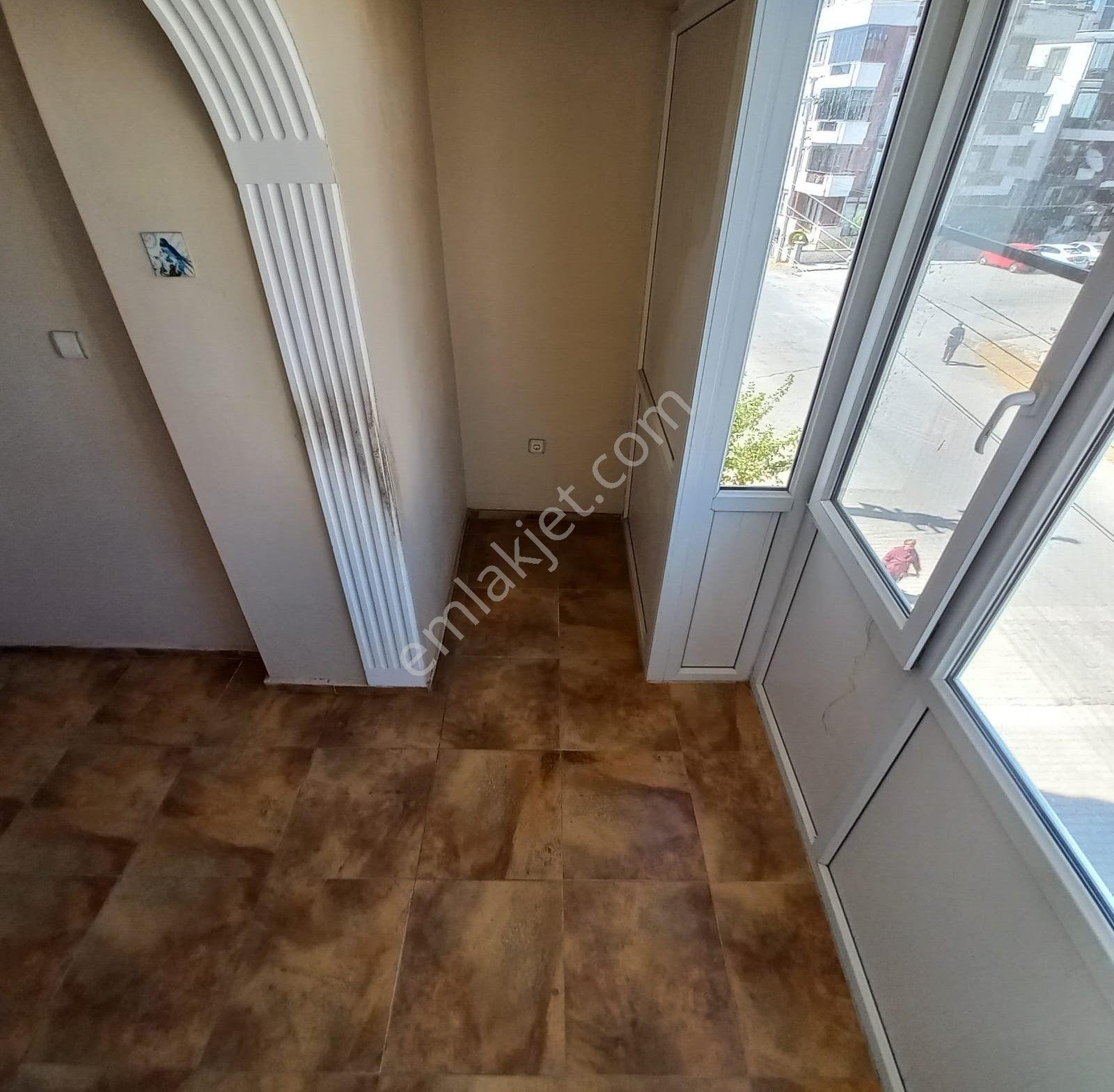 Altınkum'da Satılık Öncephe Köşe Arakat 2+1 Daire — fotoğraf 15